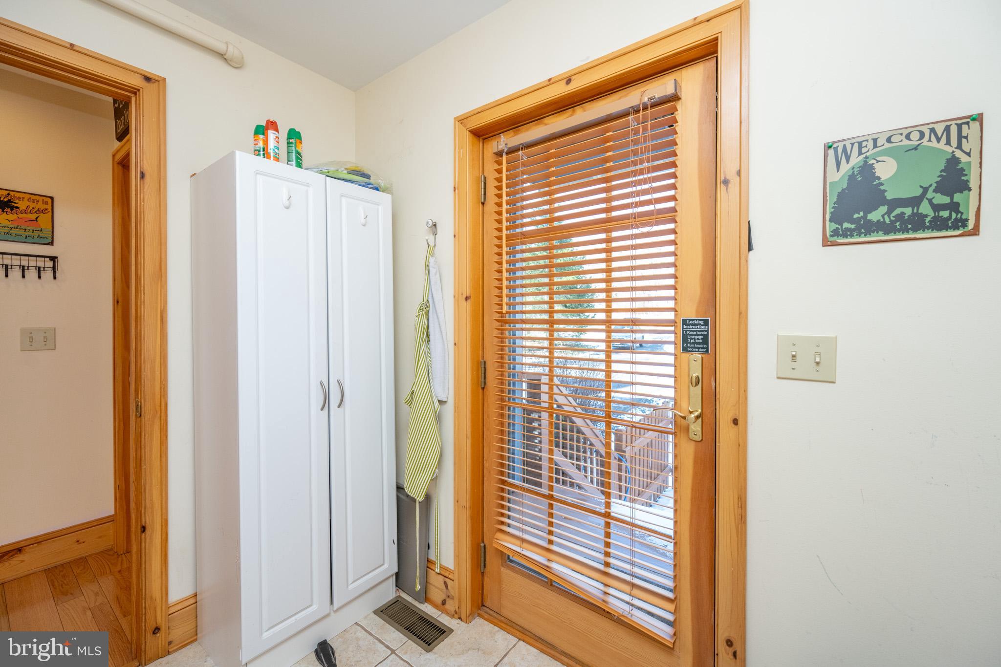 PARADISE POINT - Residential