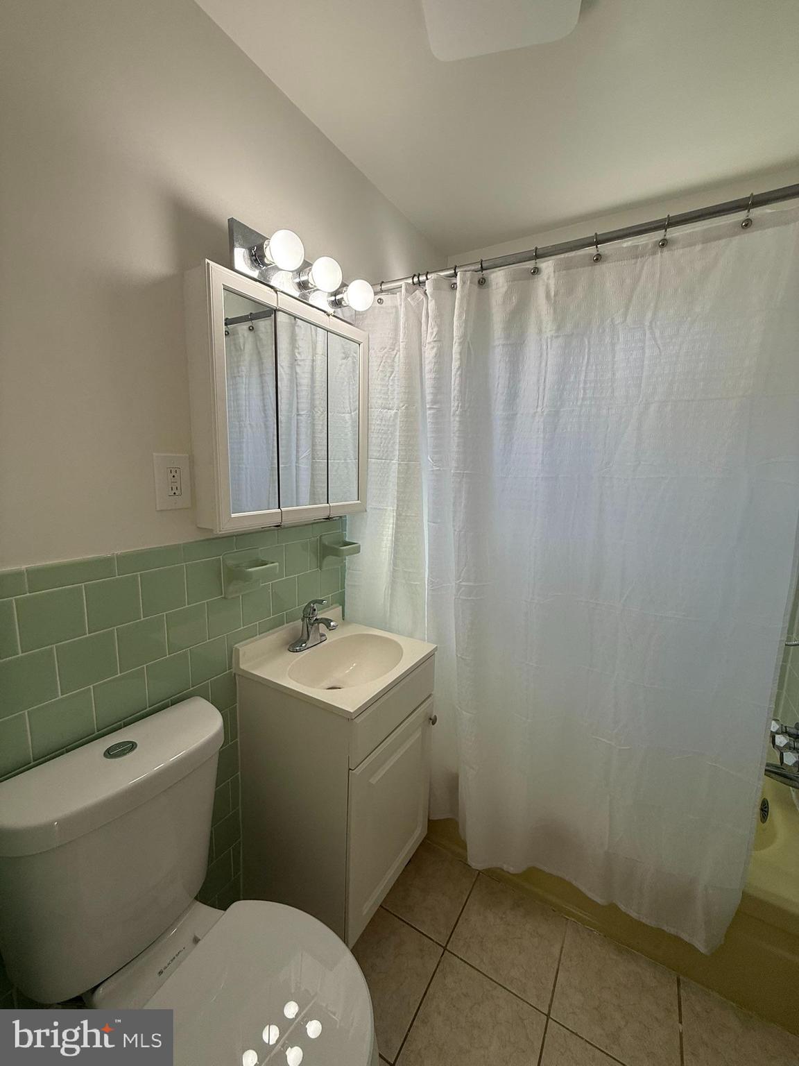 CHERRYDALE - Residential Lease