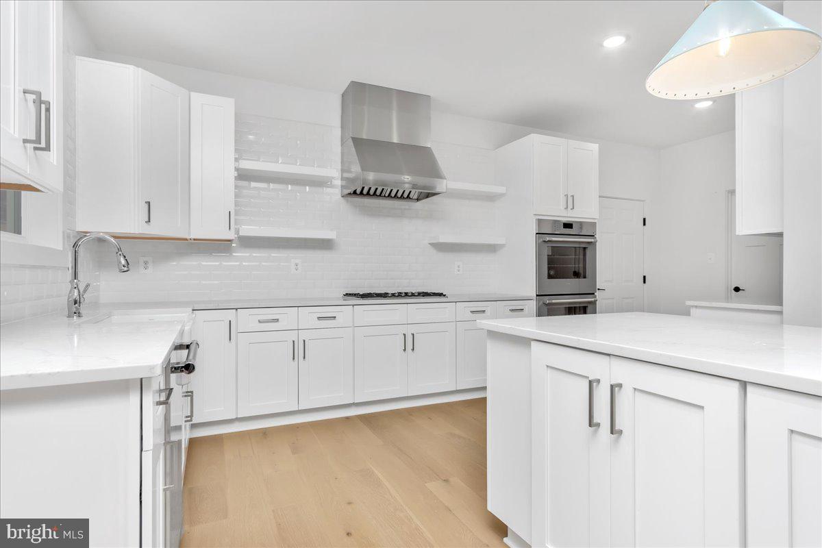 MYERSVILLE - Residential