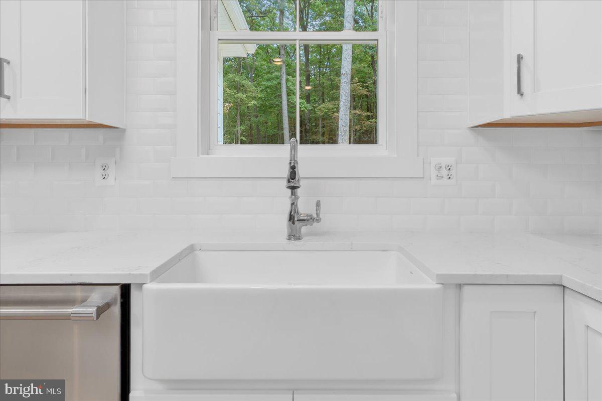 MYERSVILLE - Residential