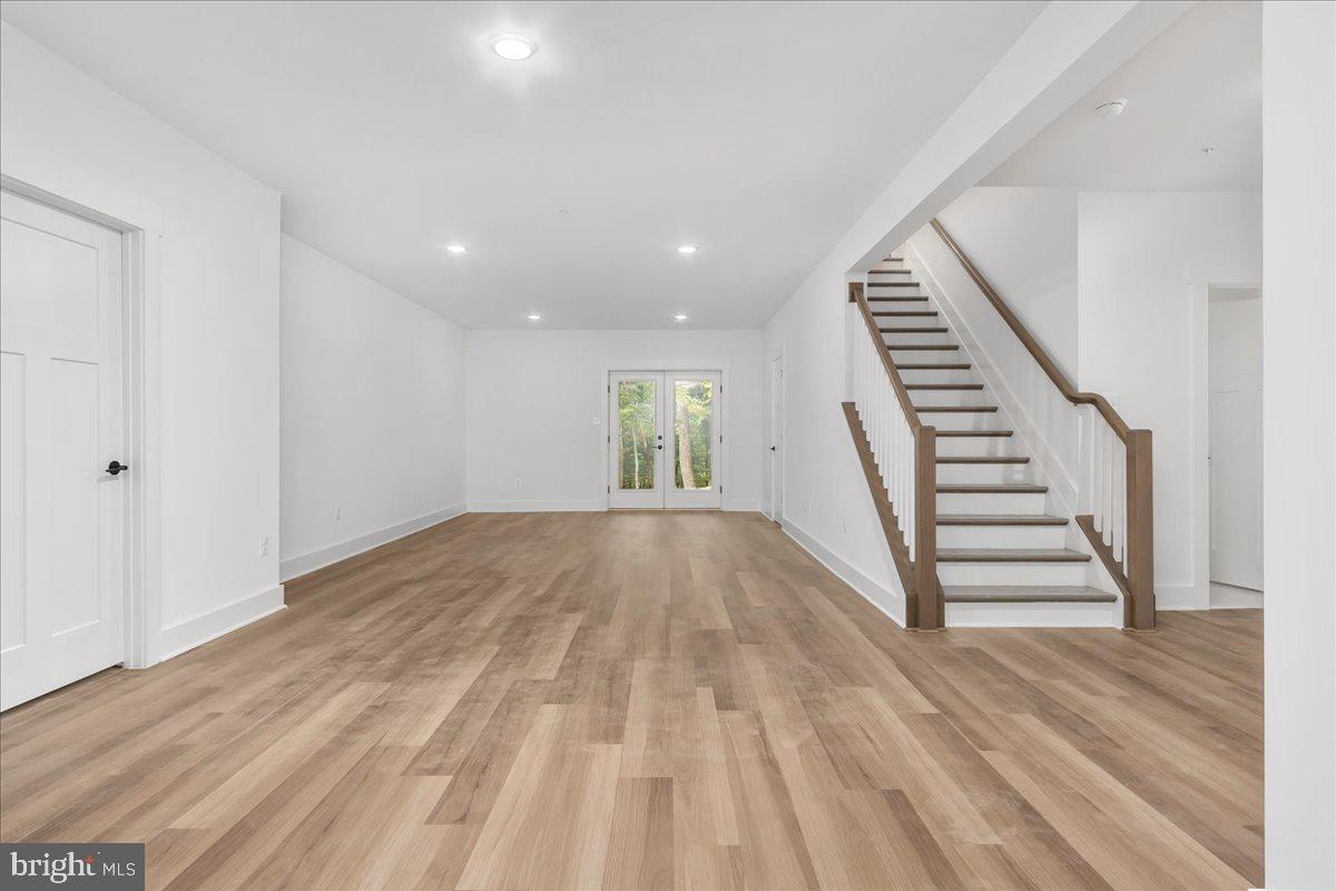 MYERSVILLE - Residential