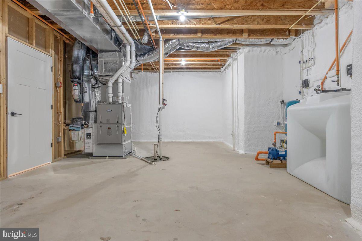 MYERSVILLE - Residential