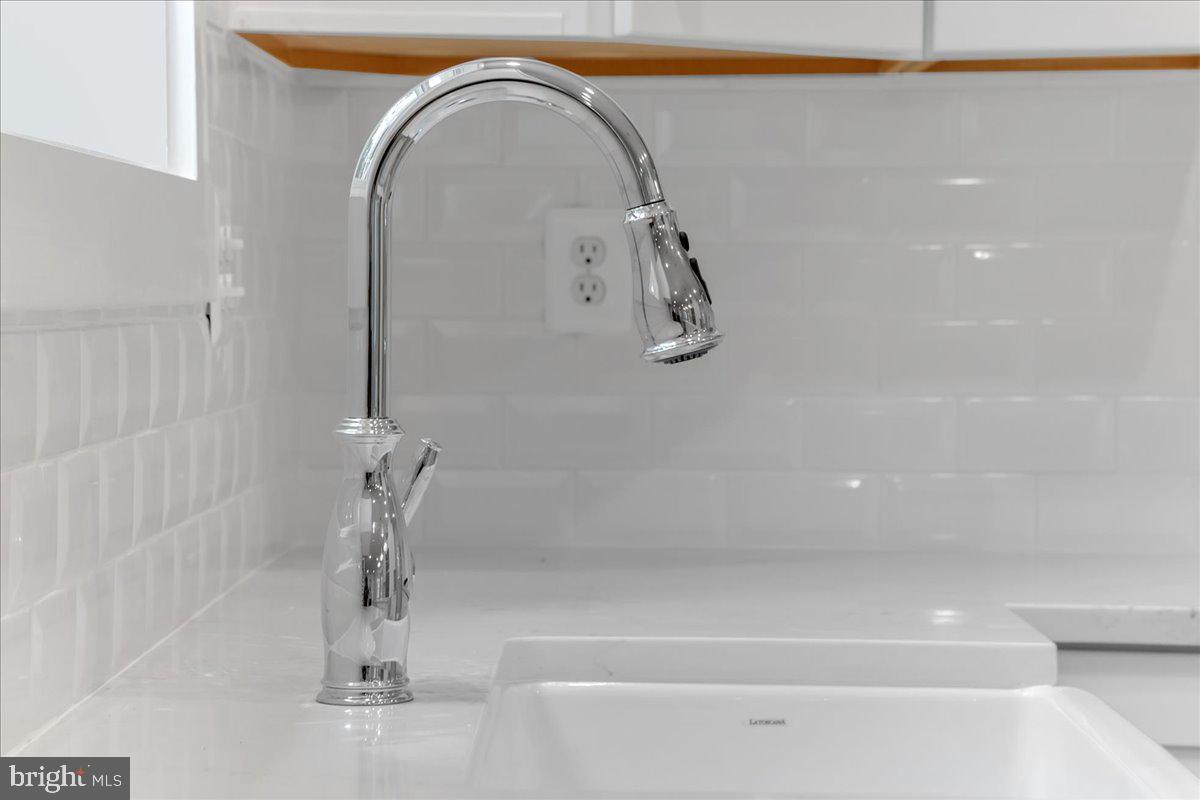 MYERSVILLE - Residential