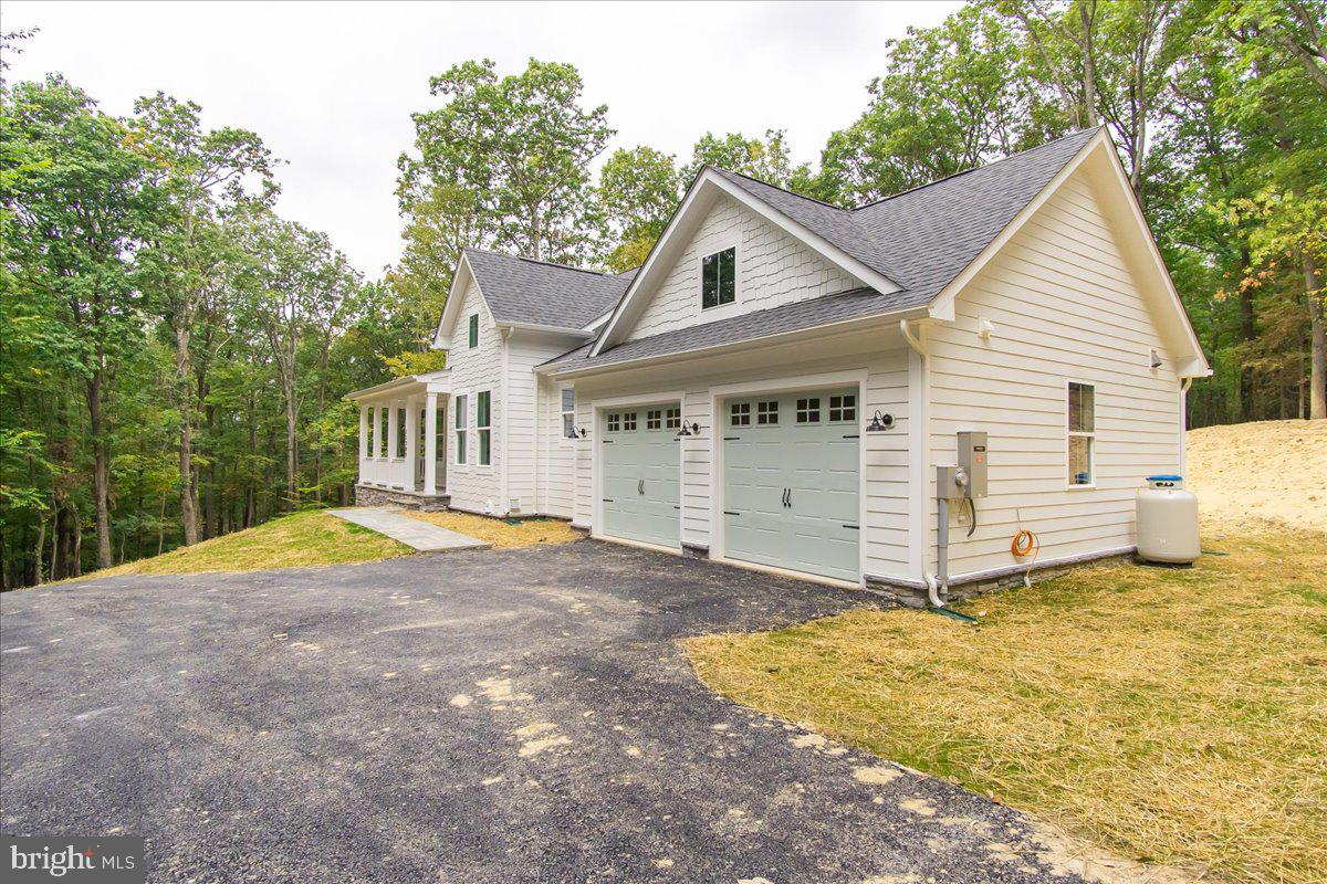 MYERSVILLE - Residential