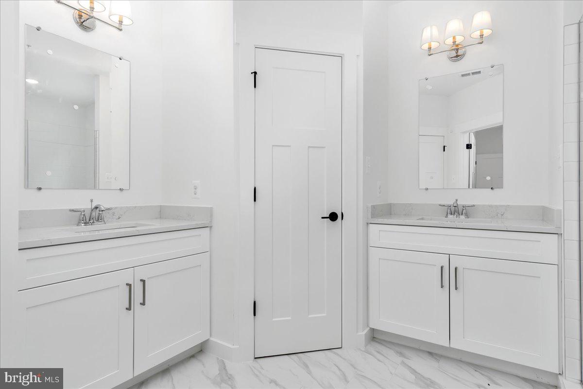 MYERSVILLE - Residential