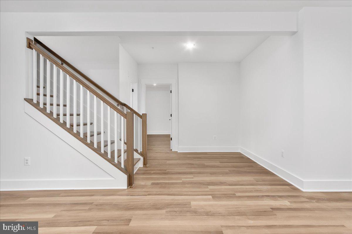 MYERSVILLE - Residential