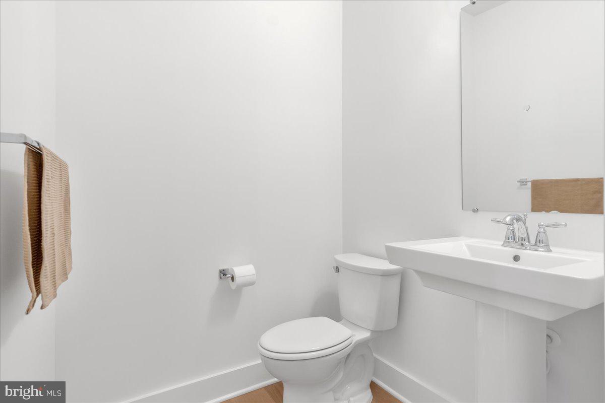 MYERSVILLE - Residential