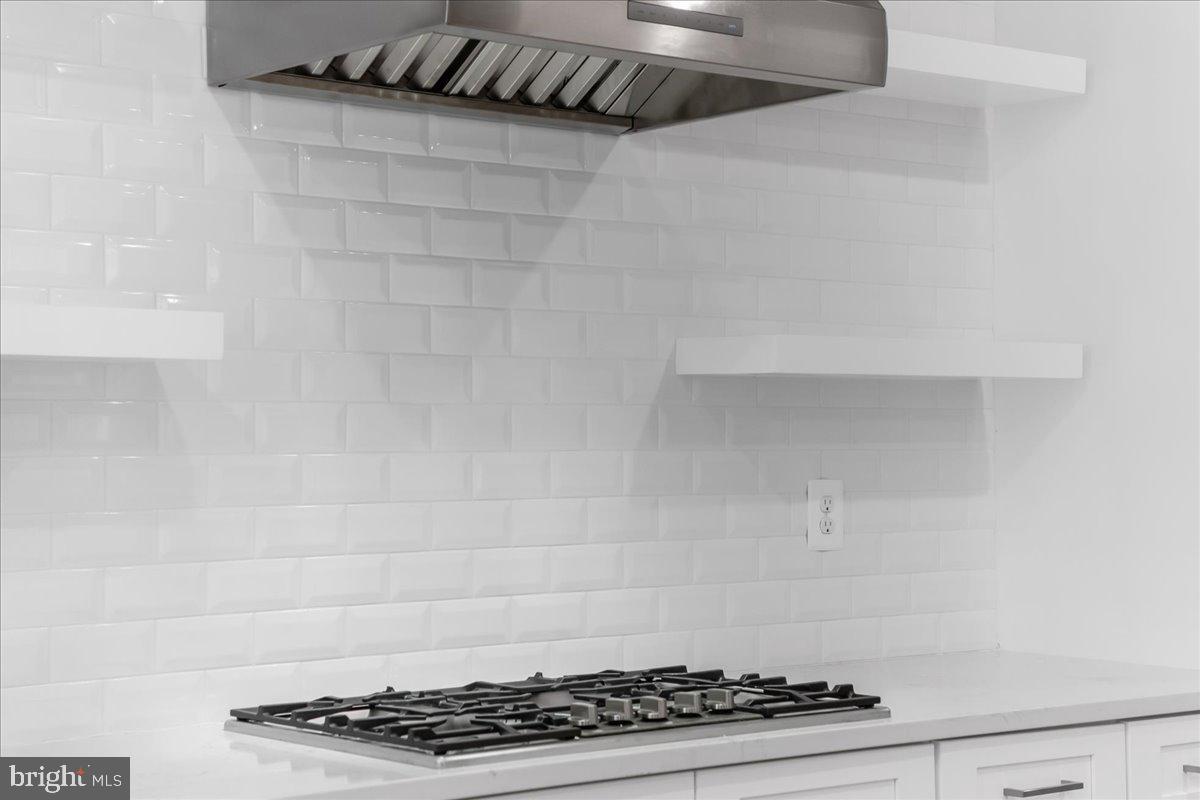 MYERSVILLE - Residential