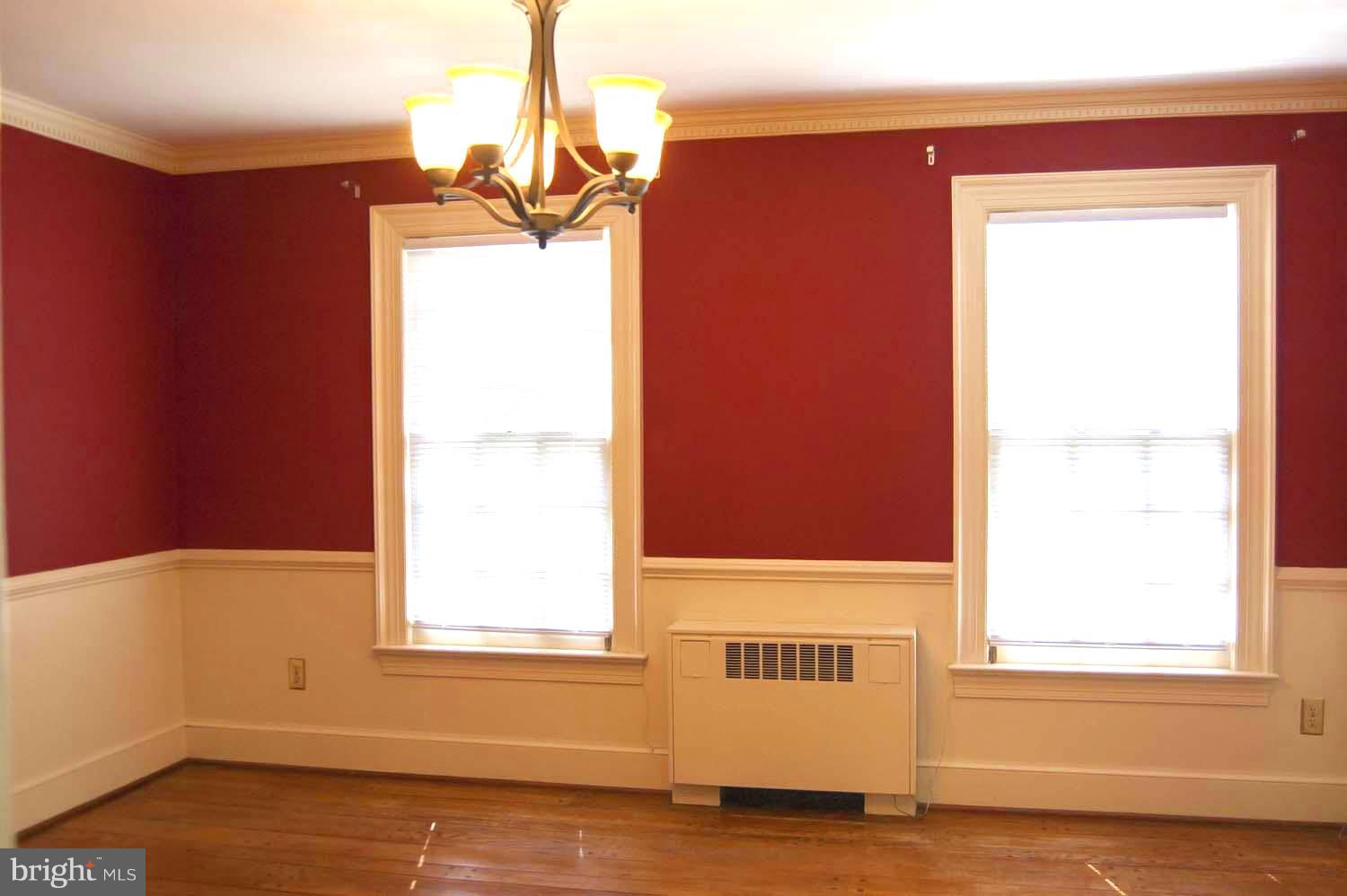 TWIN LAKES - Residential