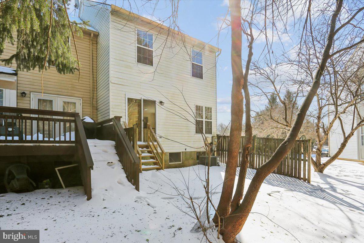 BROOKVILLE KNOLLS - Residential