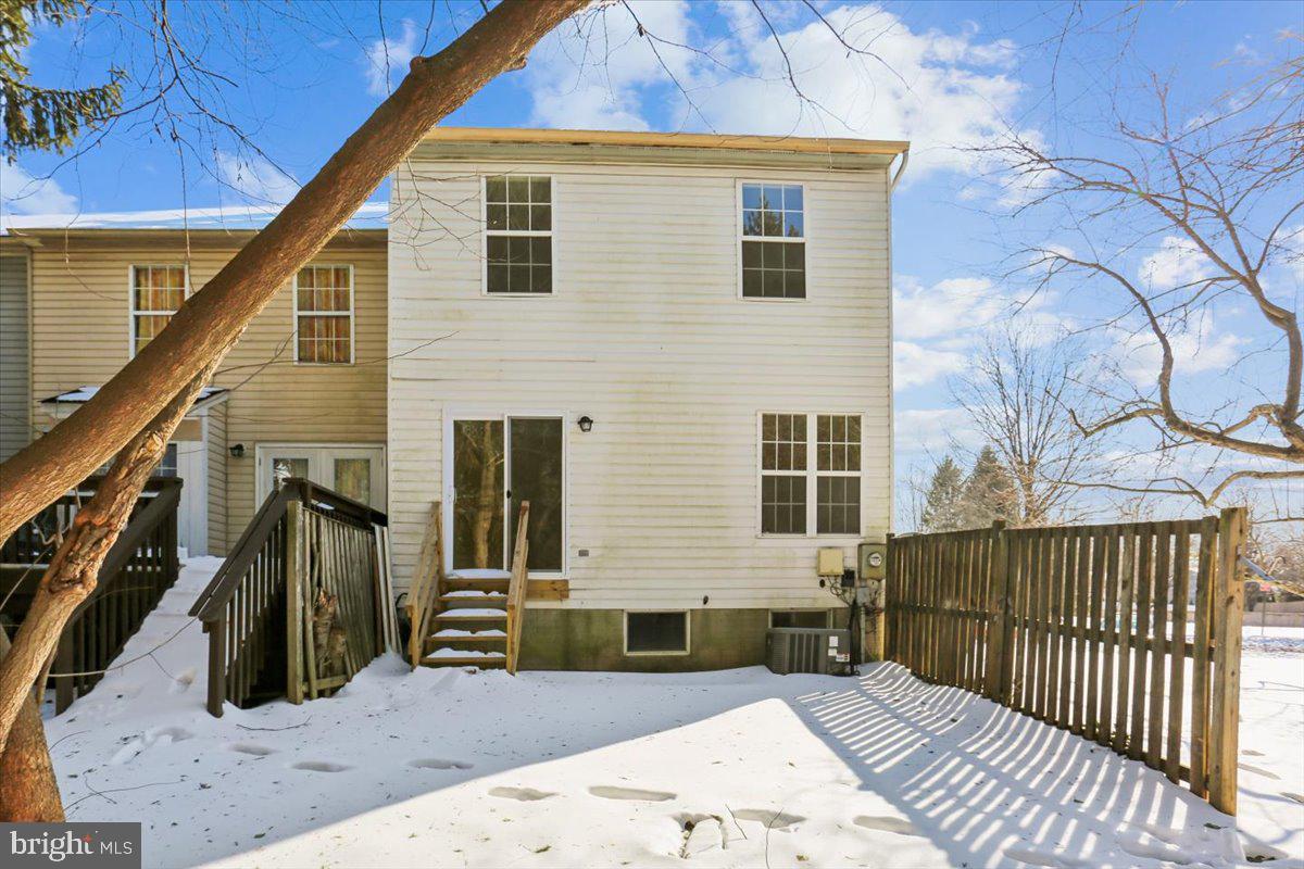 BROOKVILLE KNOLLS - Residential