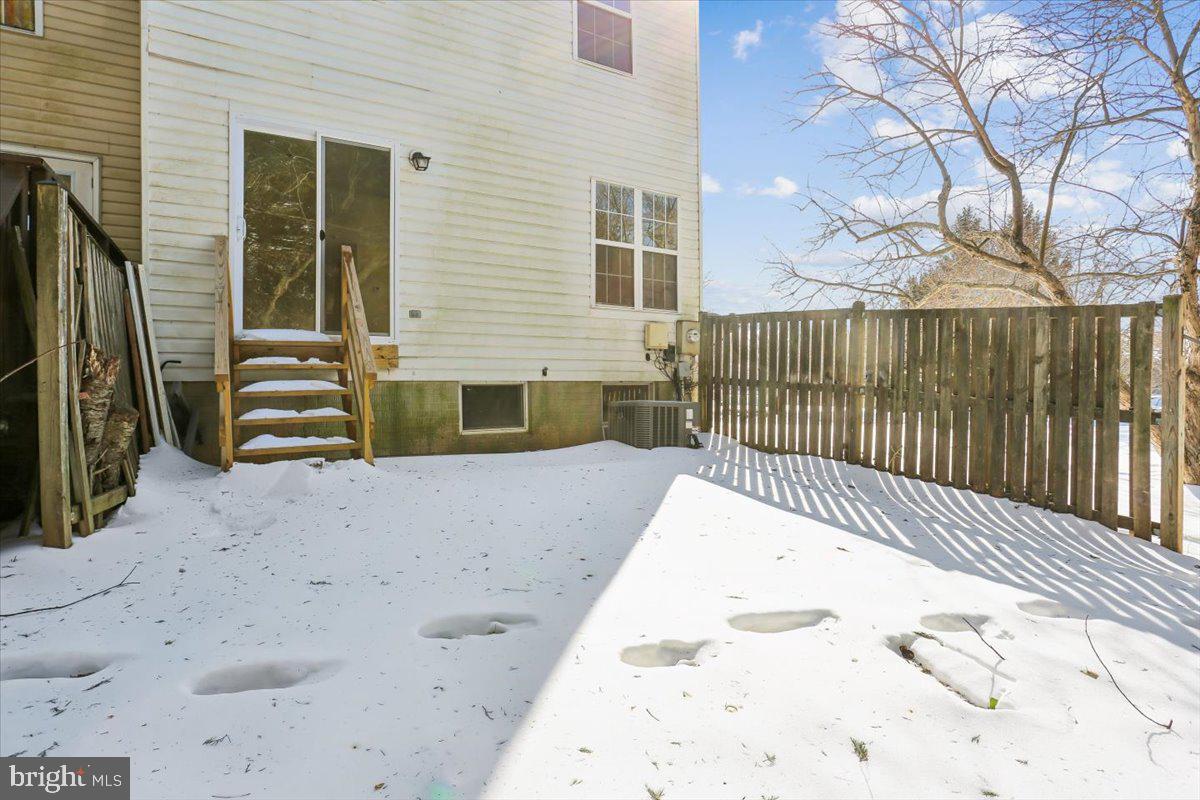 BROOKVILLE KNOLLS - Residential