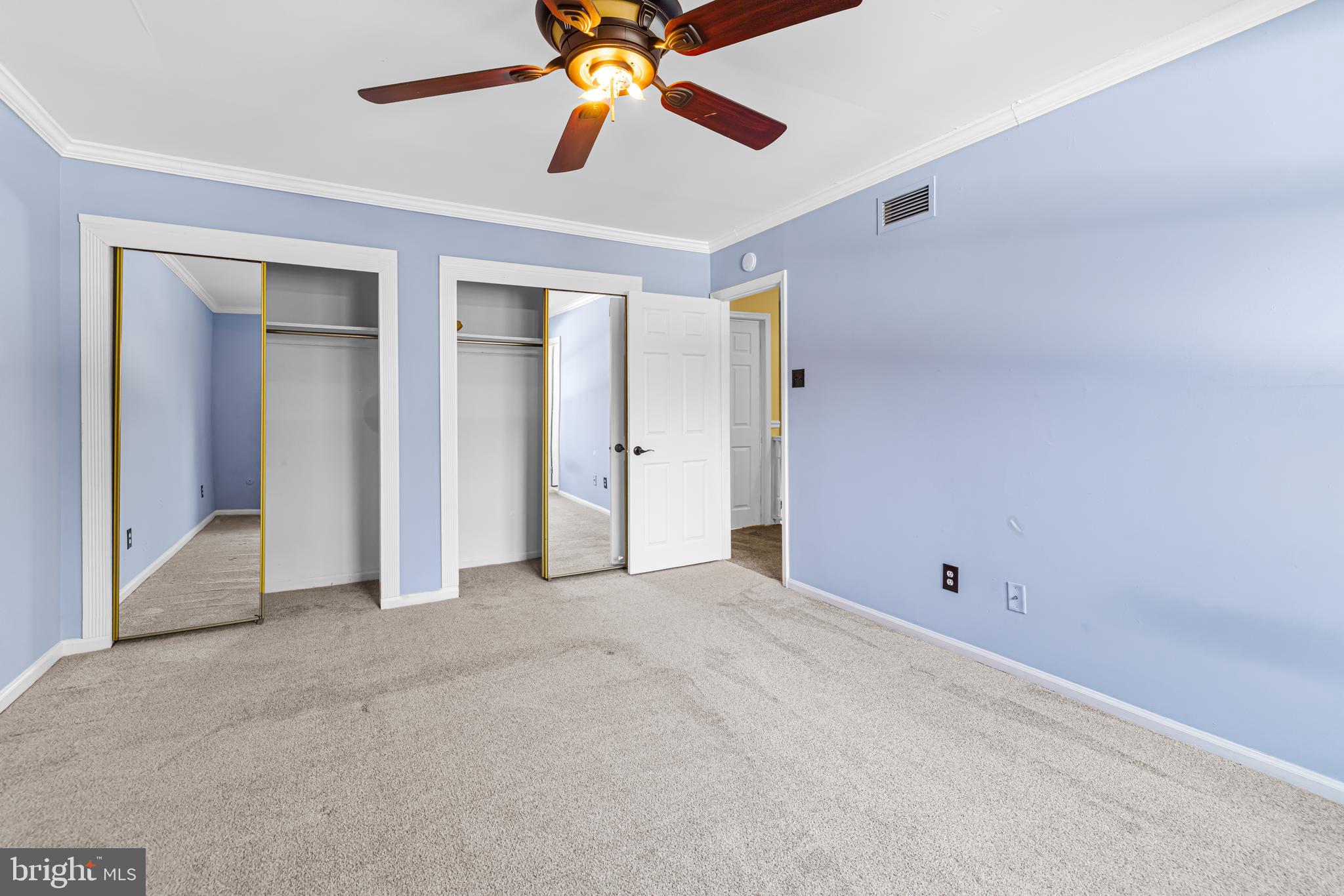 SAW MILL VALLEY - Residential