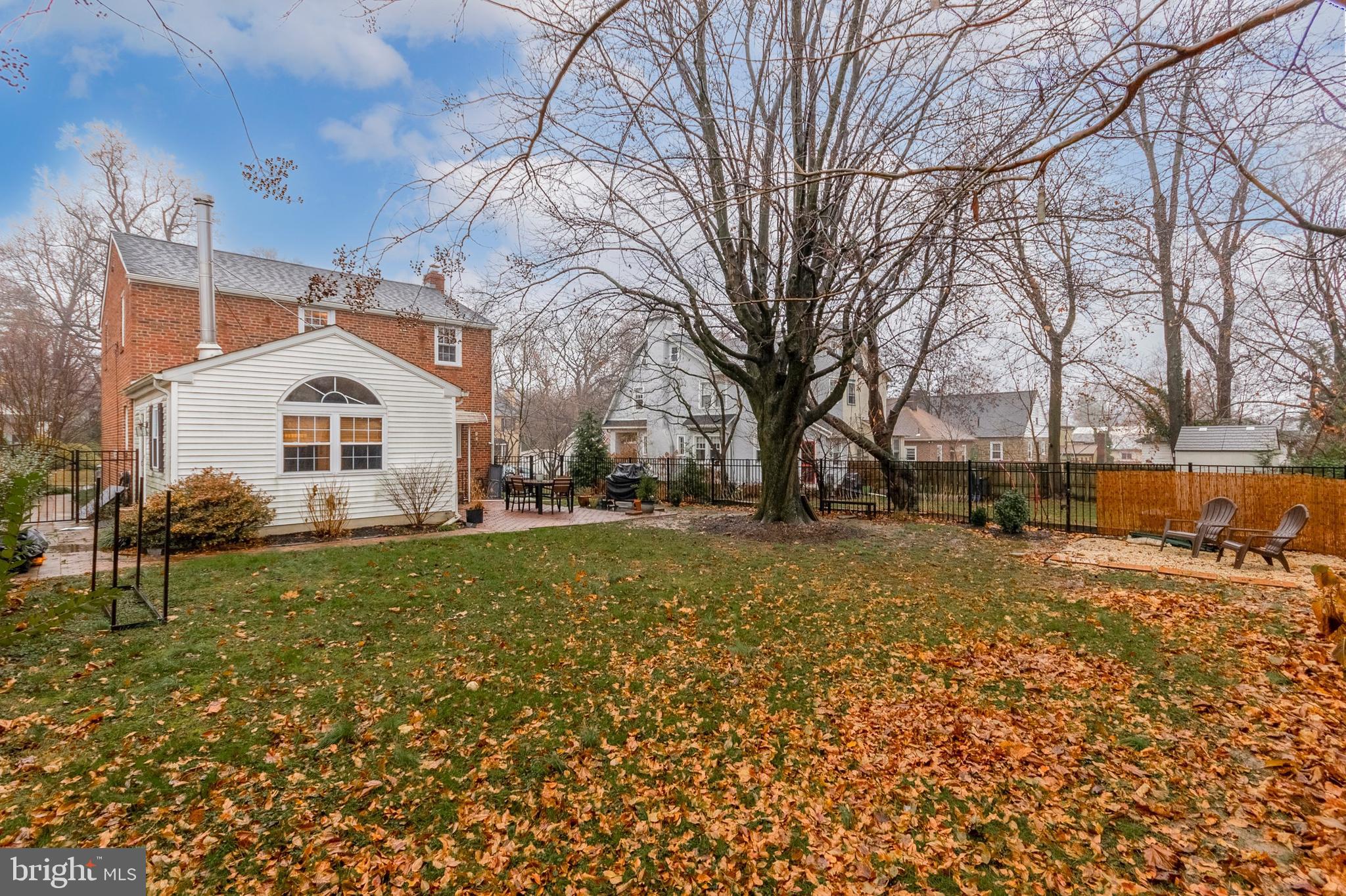 BEECHWOOD PARK - Residential Lease