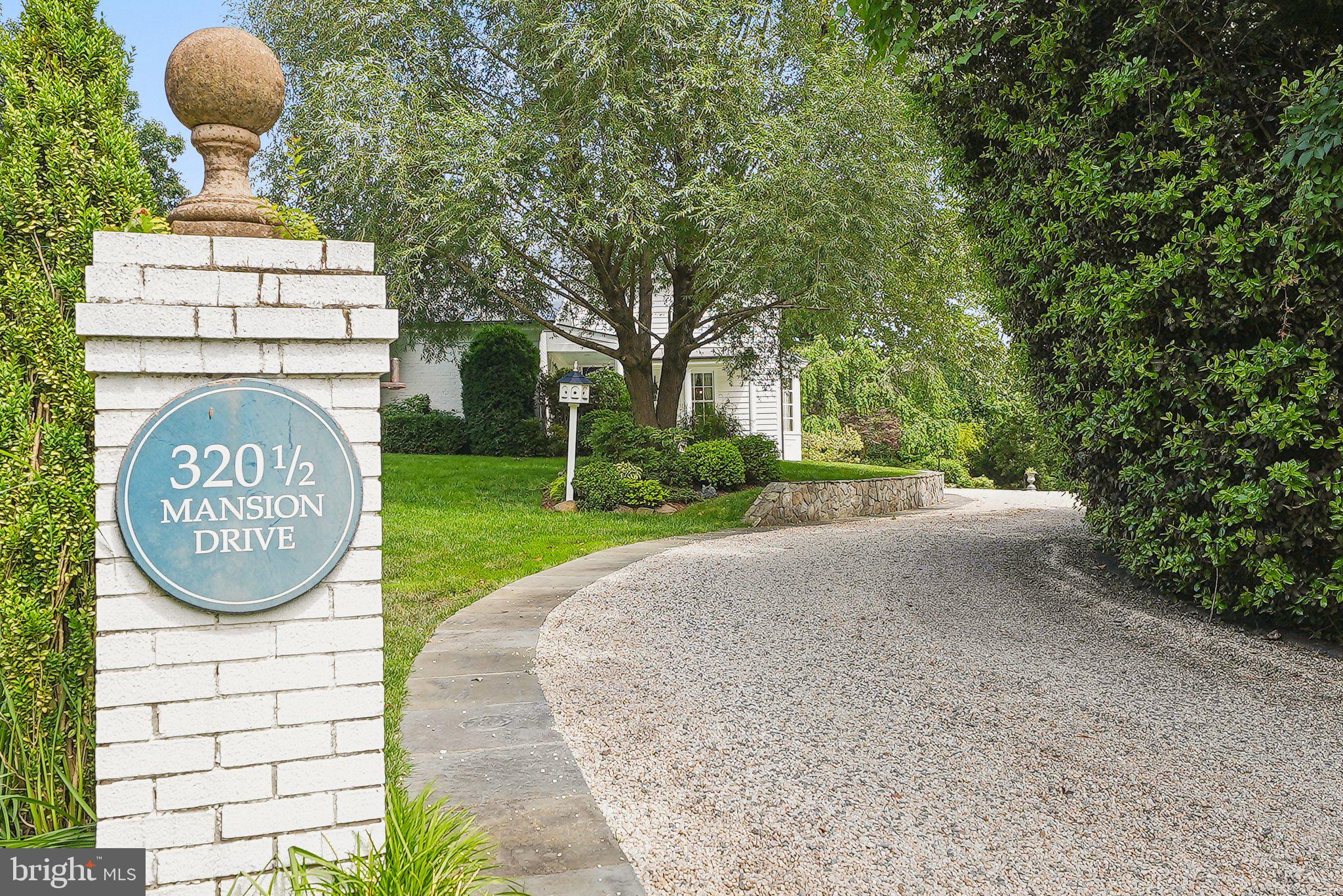 MANSION DRIVE - Residential