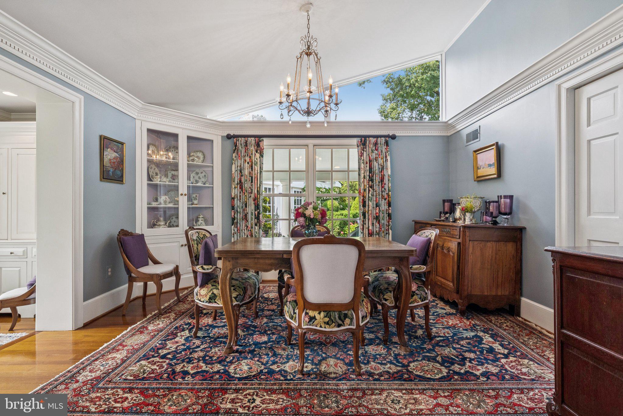 MANSION DRIVE - Residential