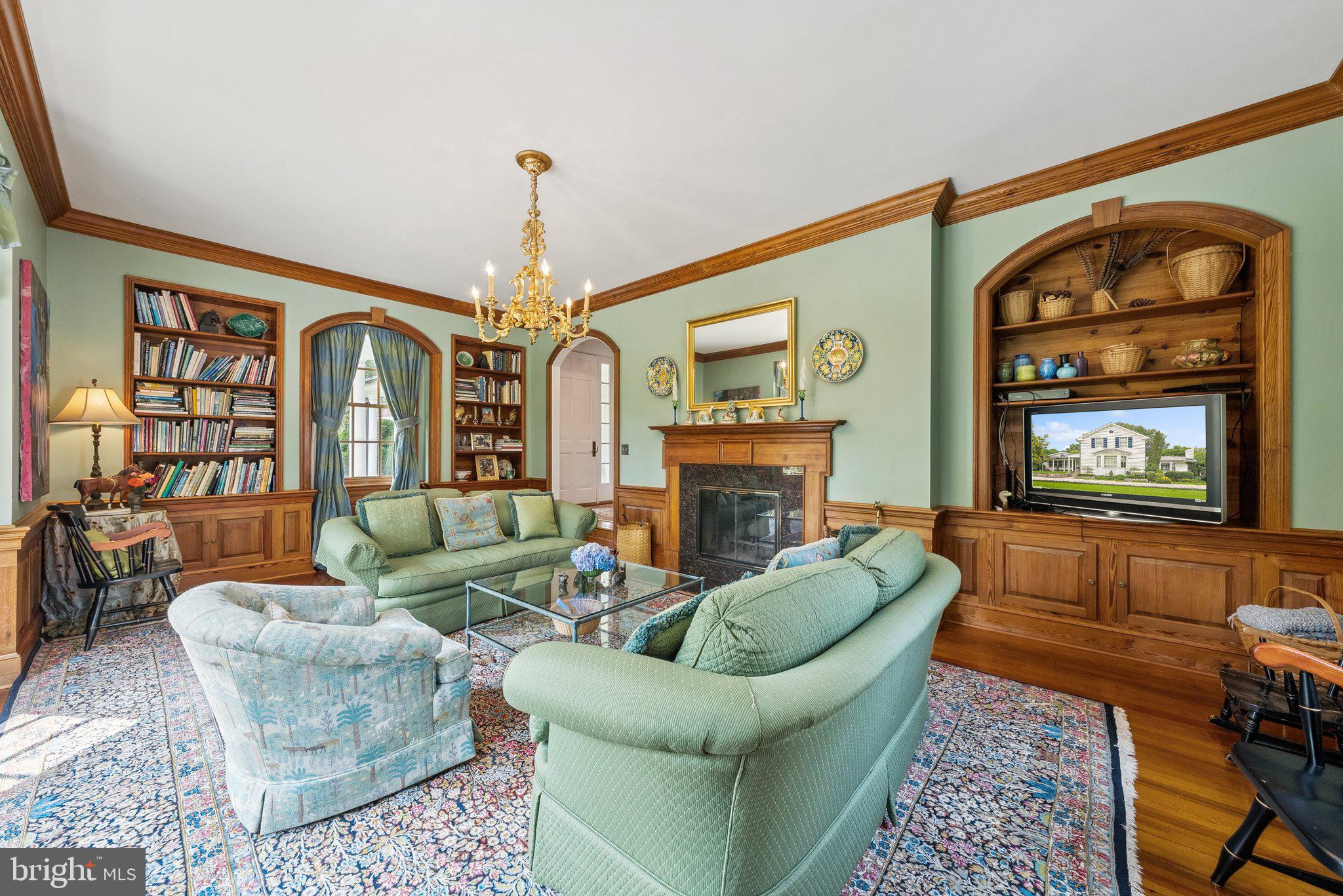 MANSION DRIVE - Residential