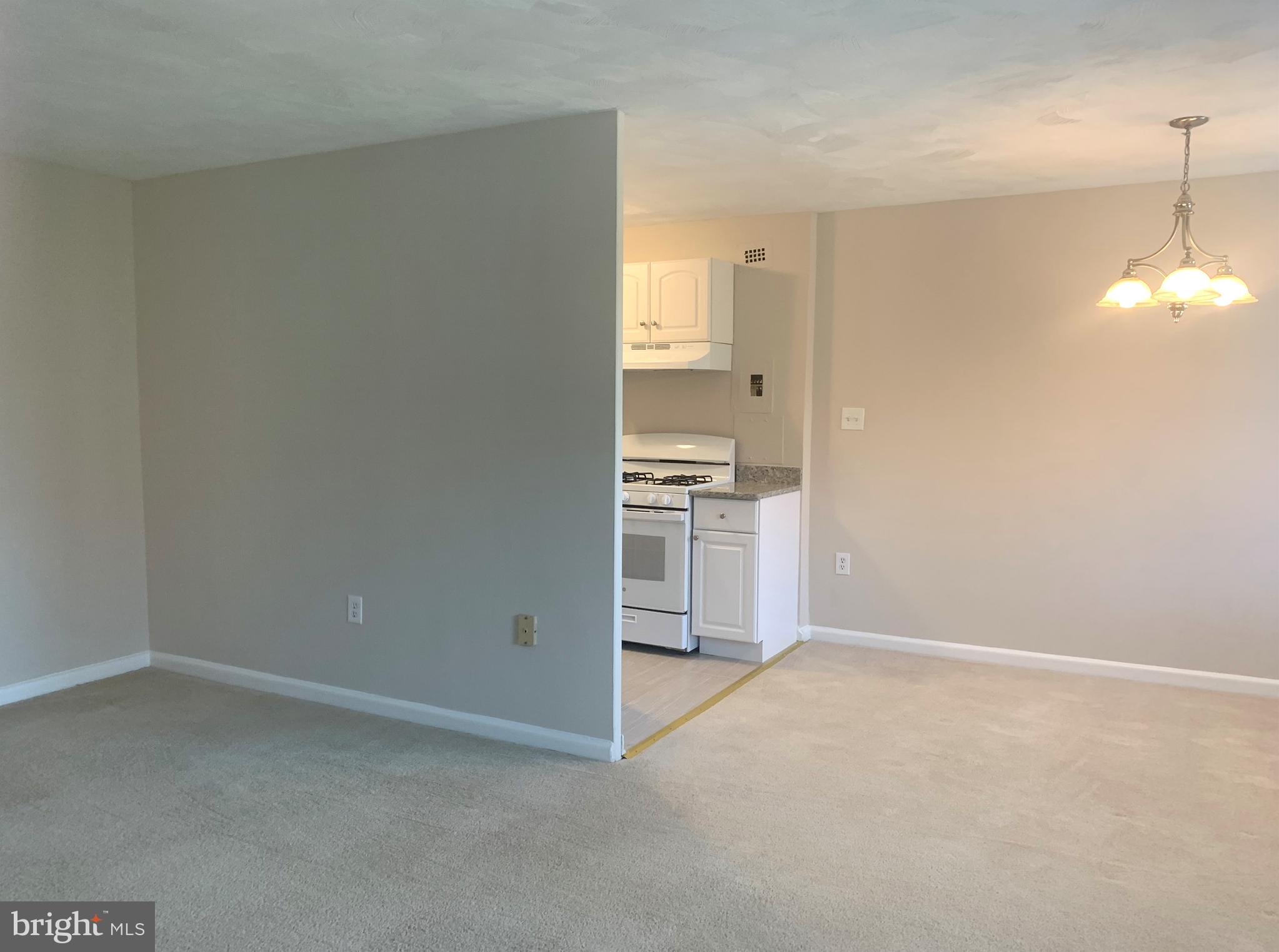 1200 S ARLINGTON RIDGE ROAD S 605