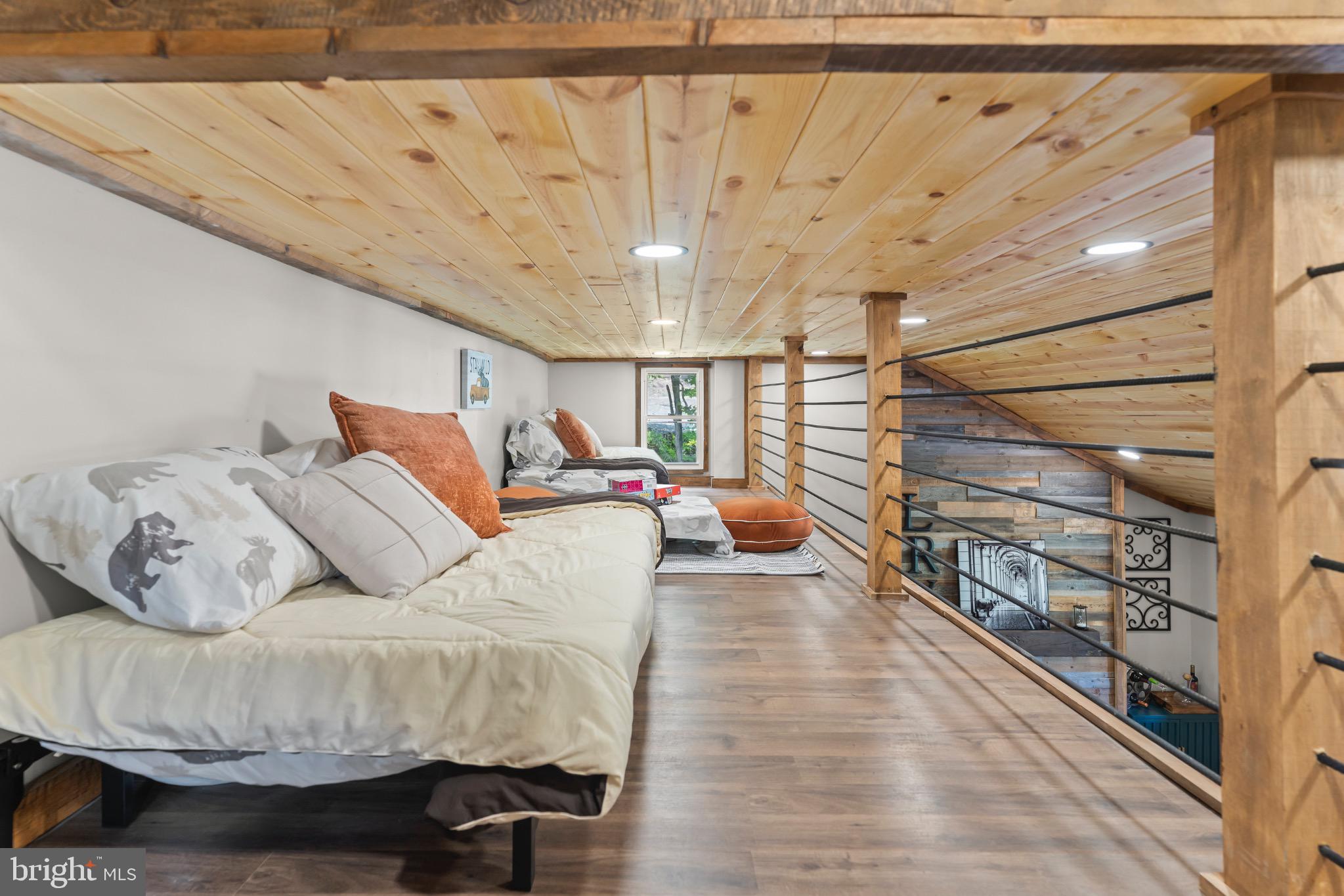 MATHIAS - Residential