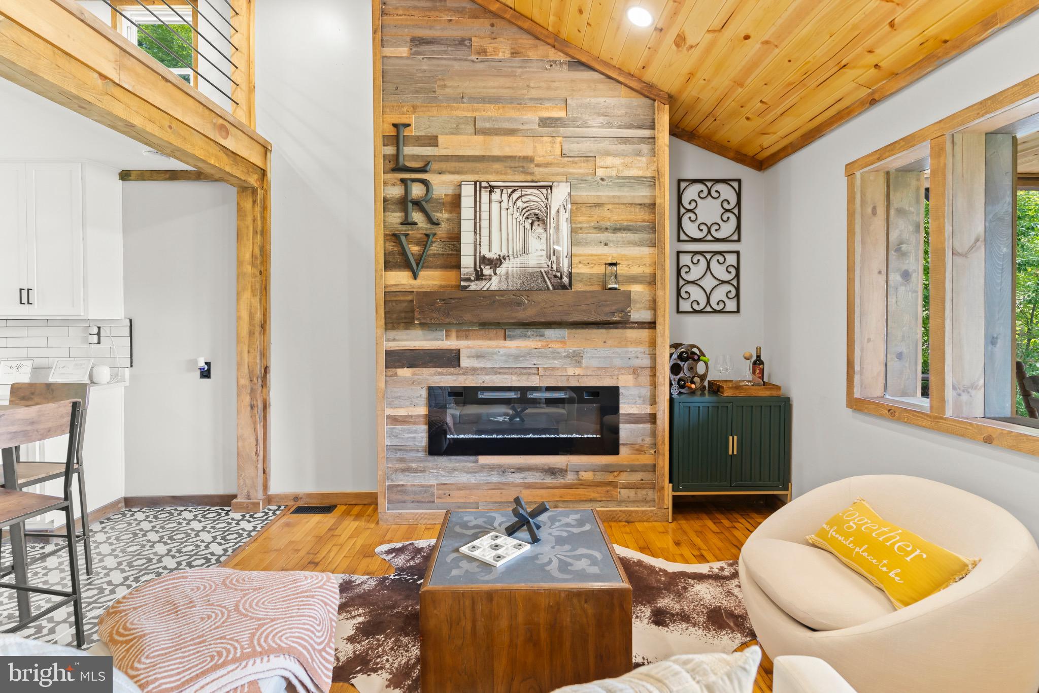 MATHIAS - Residential