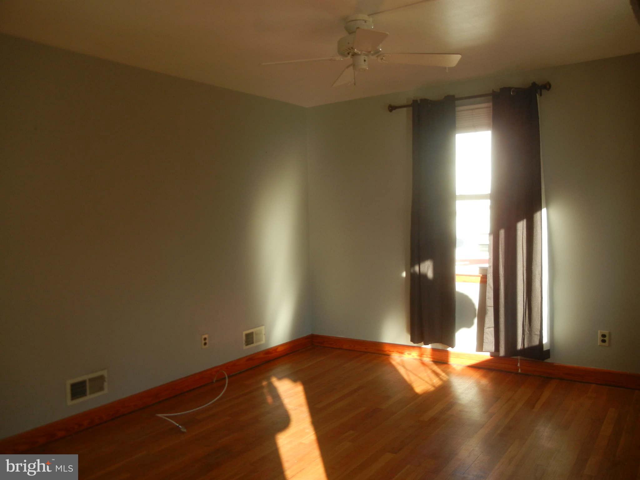 LANDSDOWNE - Residential