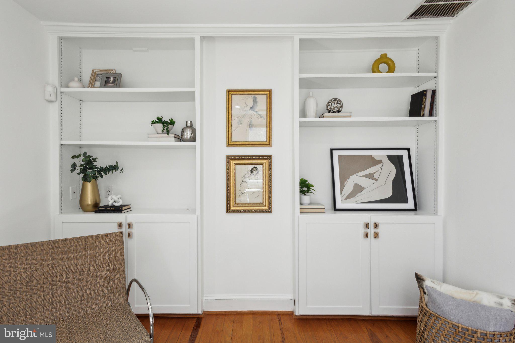 PARKER GRAY - Residential