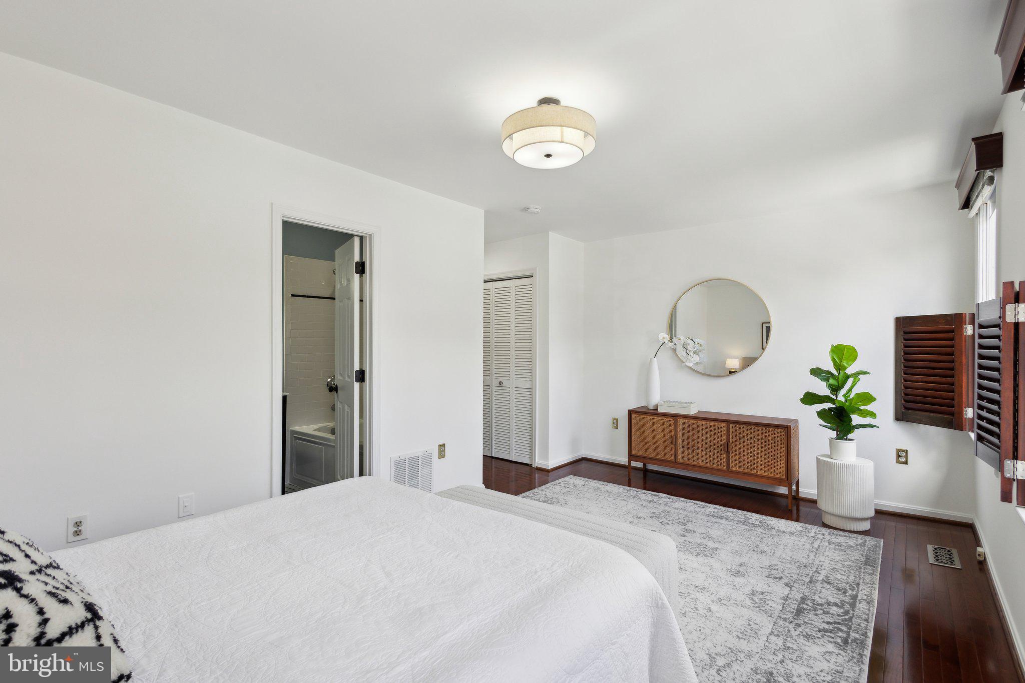 PARKER GRAY - Residential