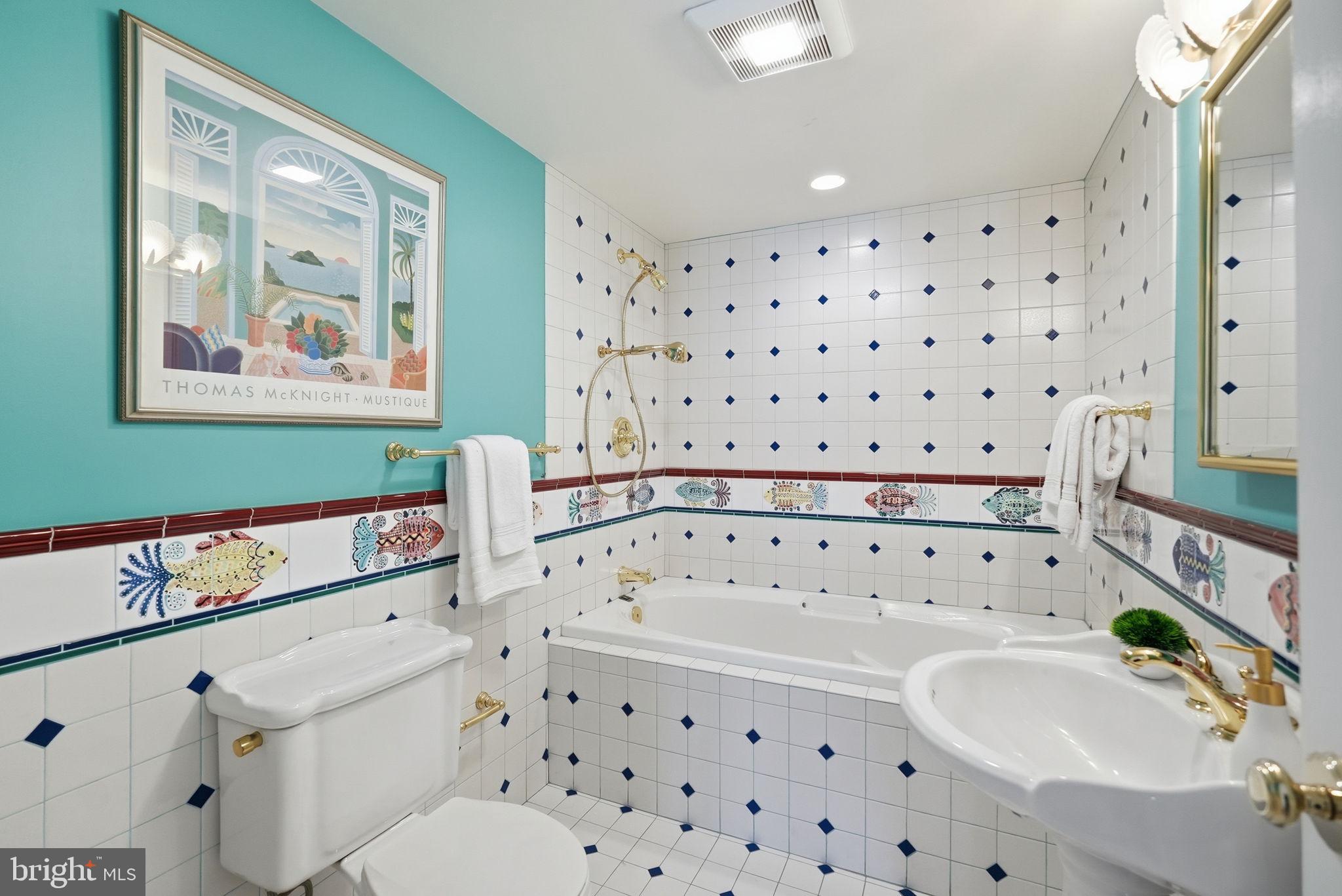 BURNING TREE ESTATES - Residential