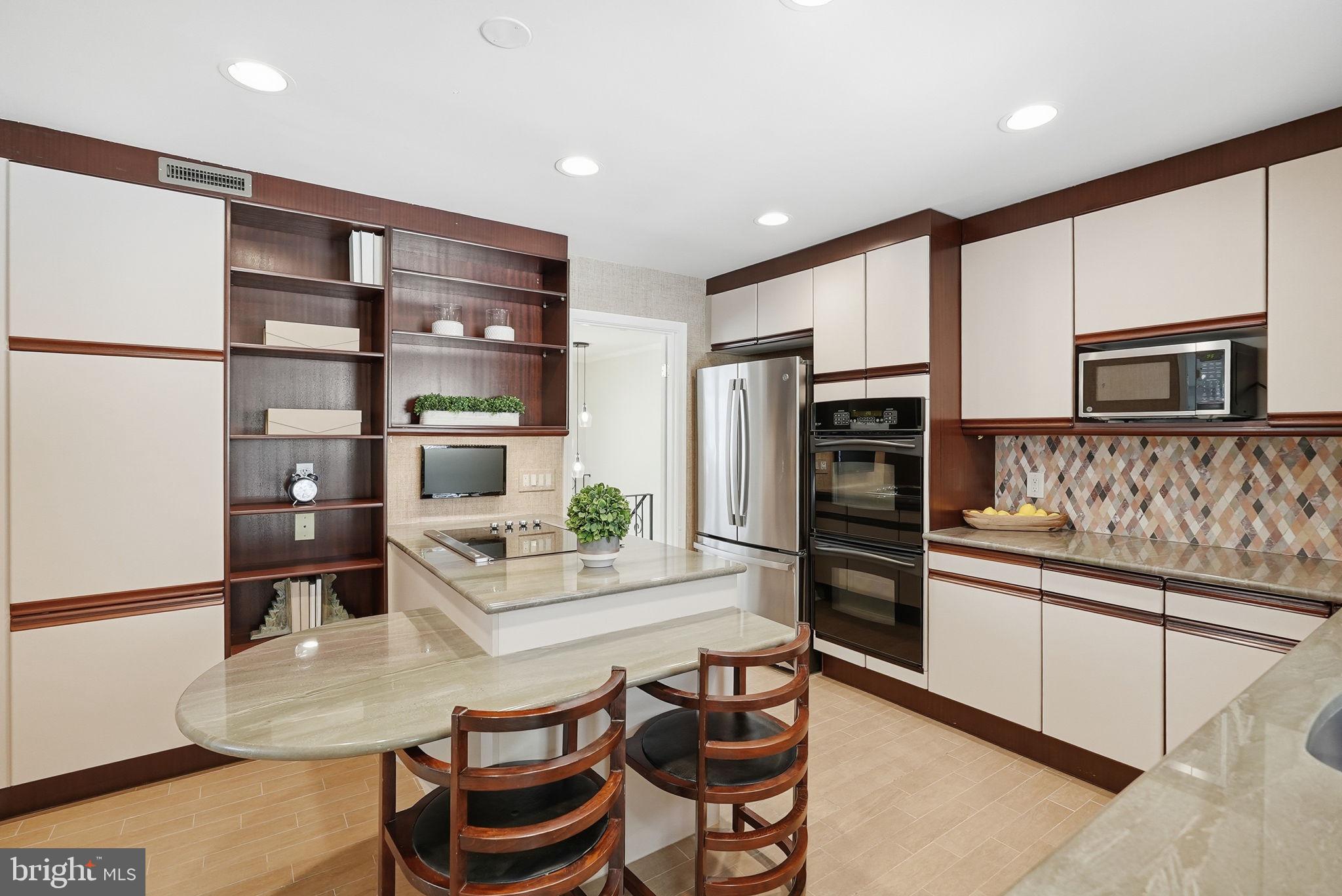 BURNING TREE ESTATES - Residential