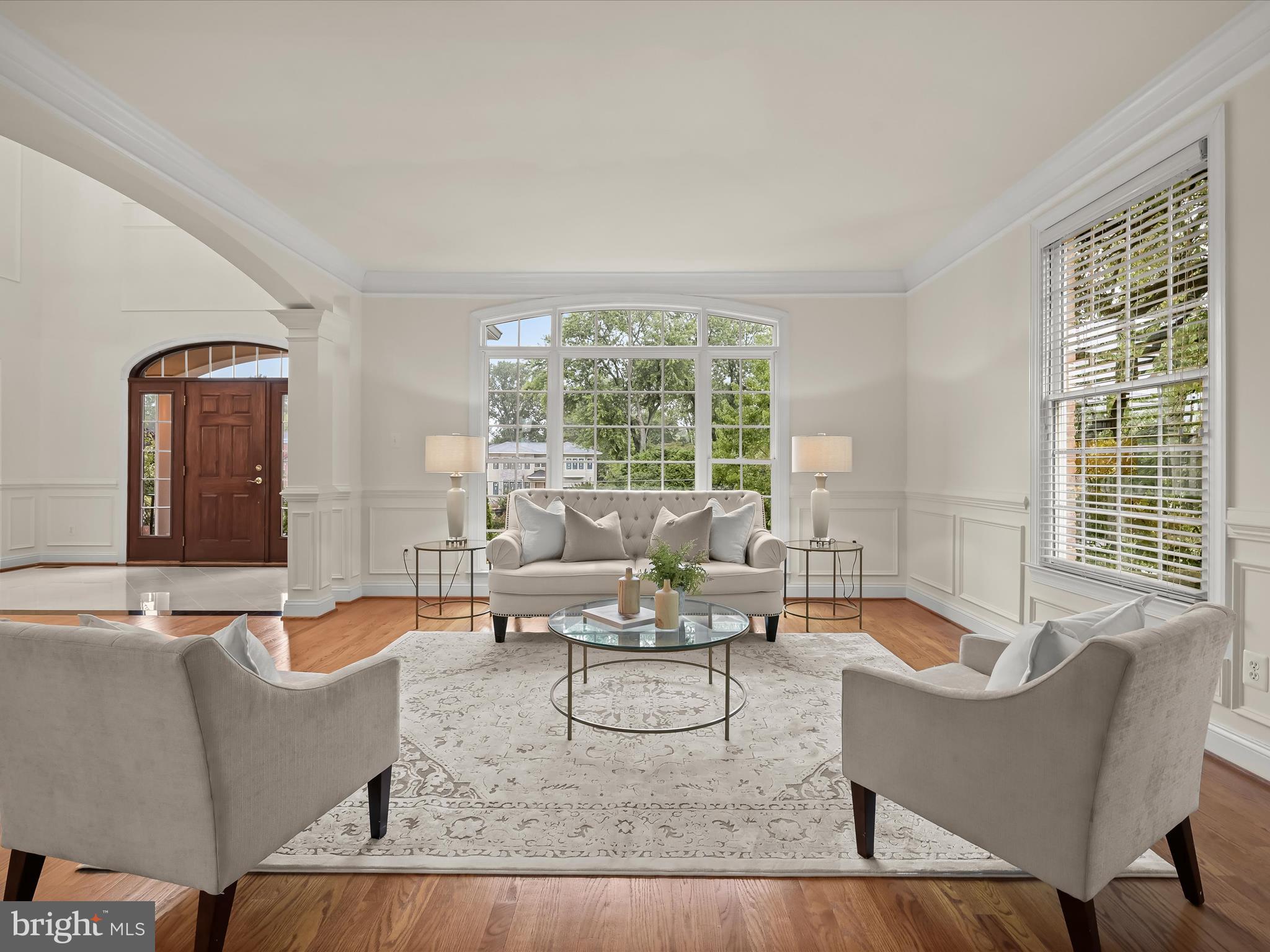 COUNTRY CLUB - Residential