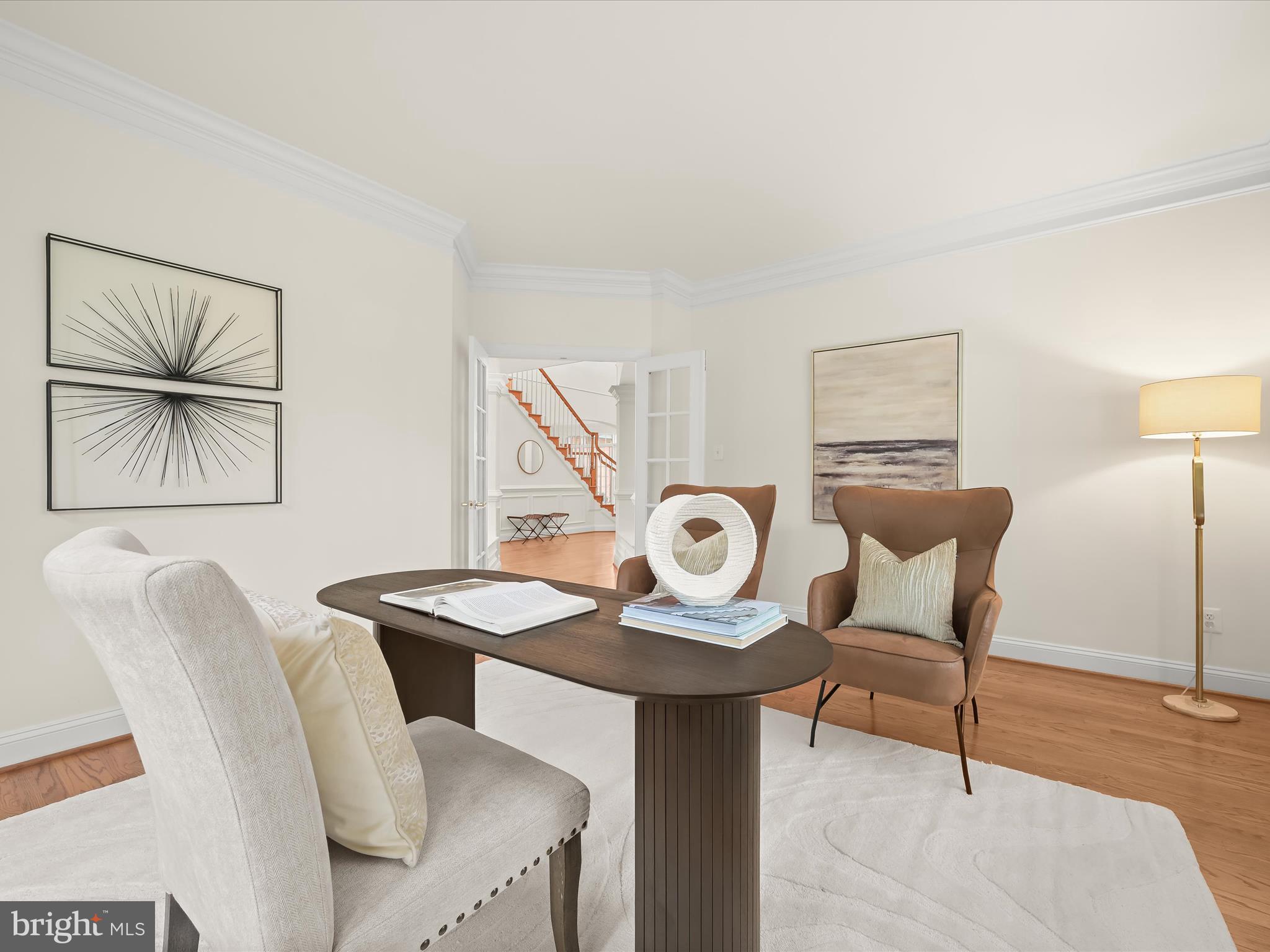 COUNTRY CLUB - Residential