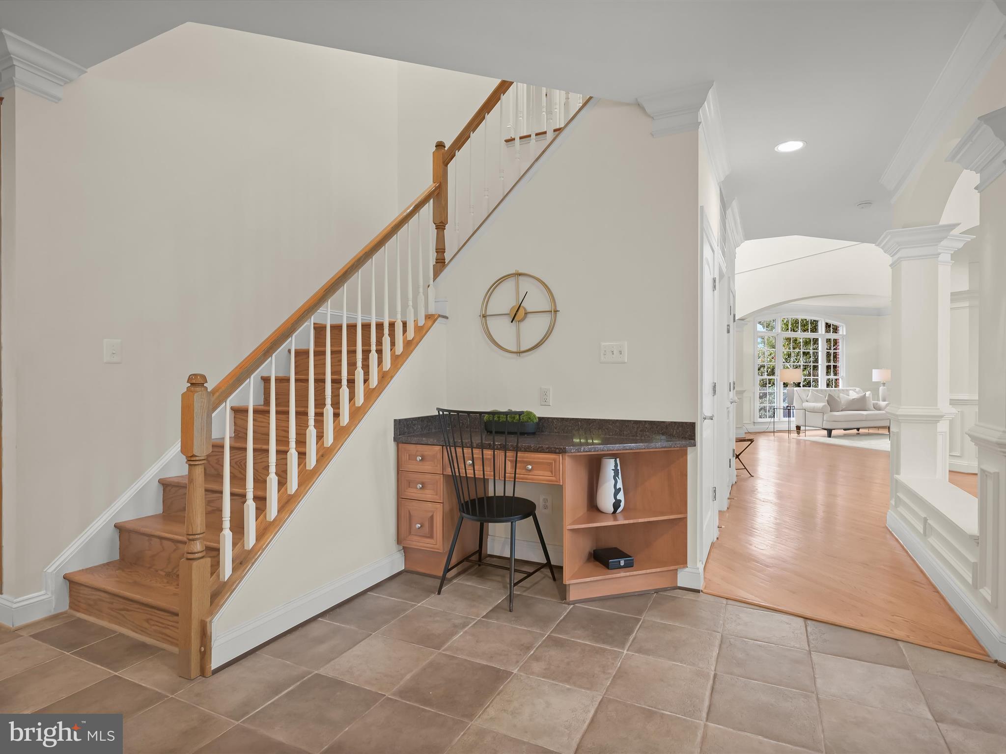 COUNTRY CLUB - Residential