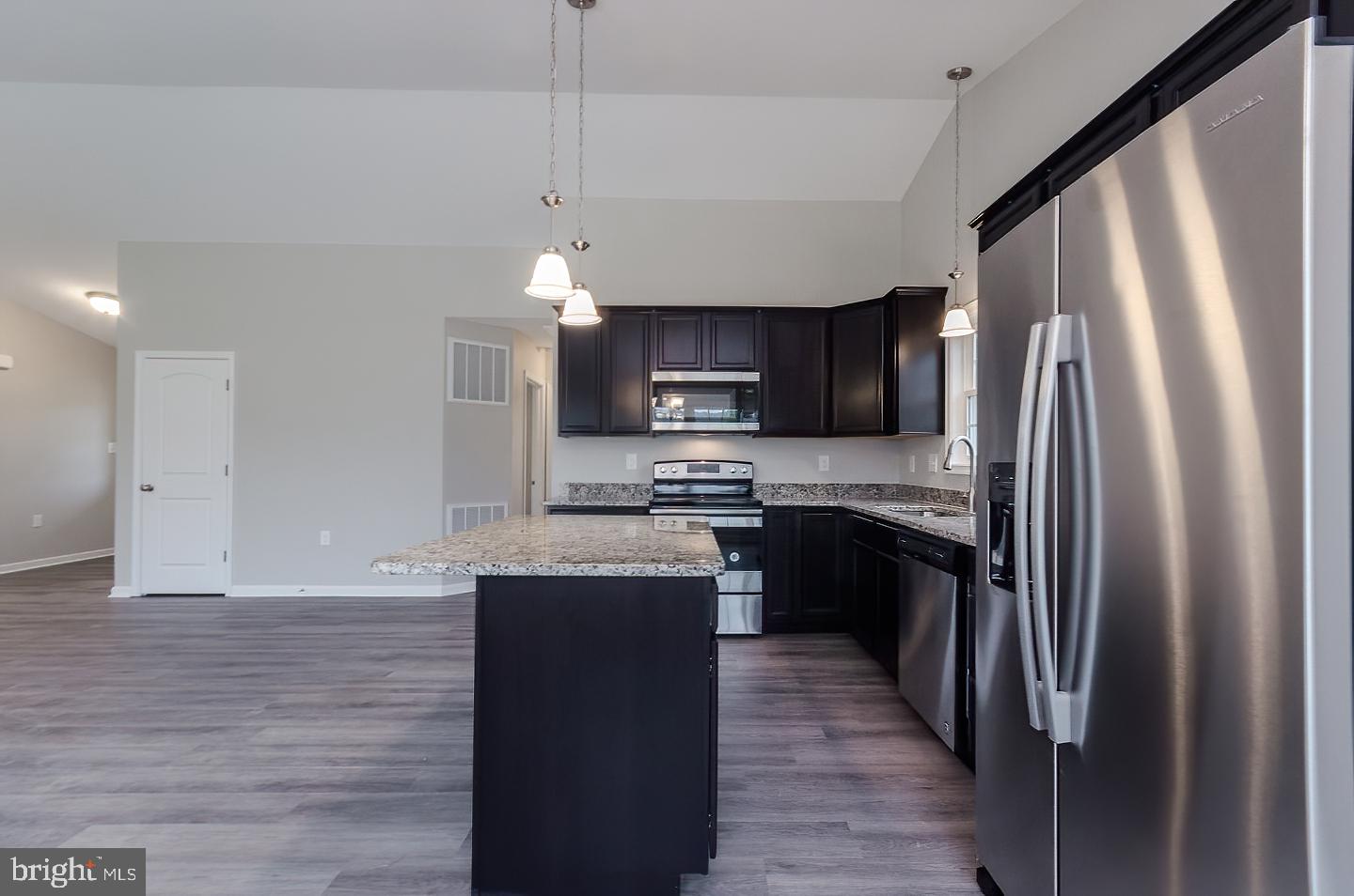 RED HILL - Residential