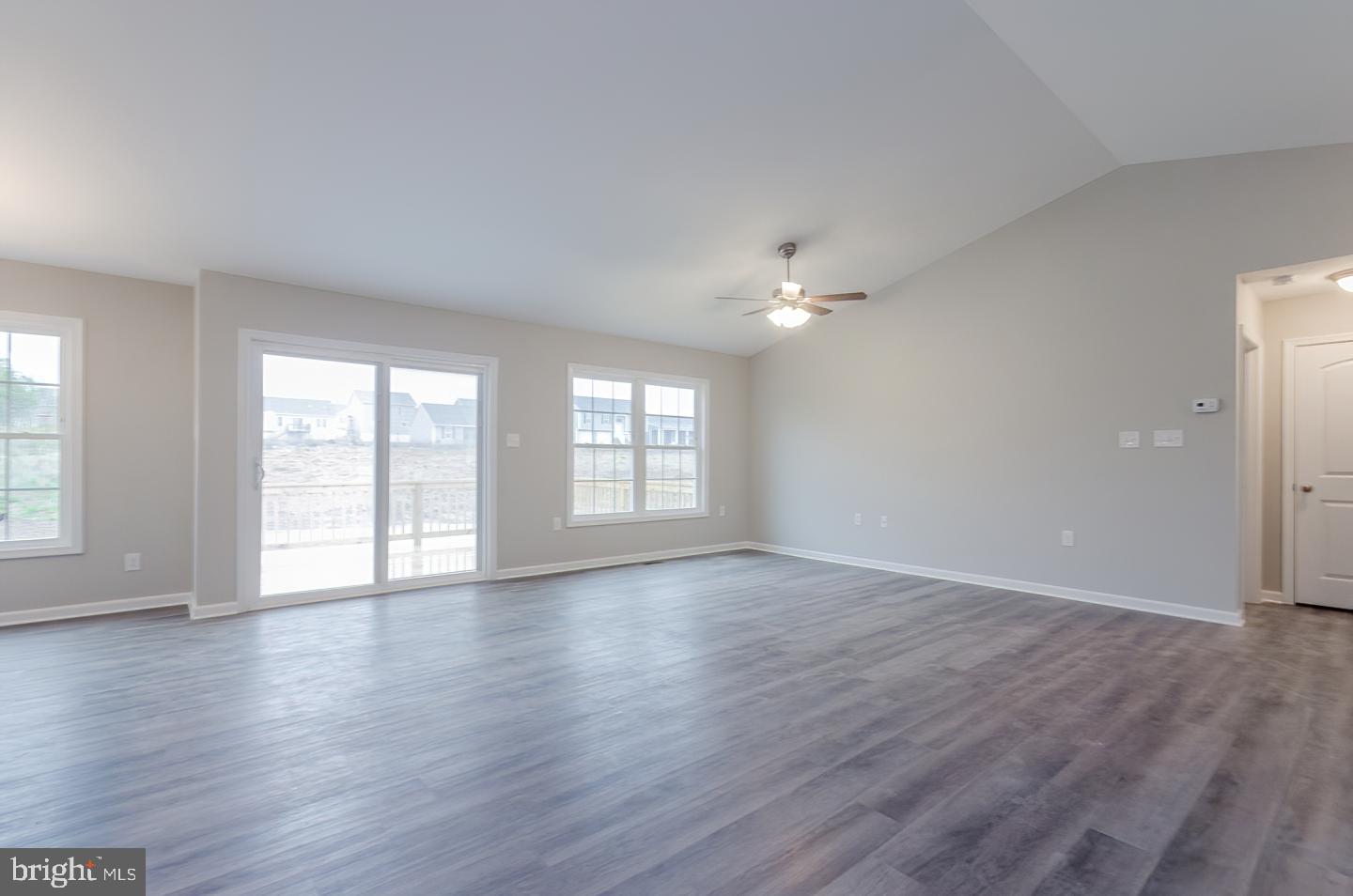 RED HILL - Residential