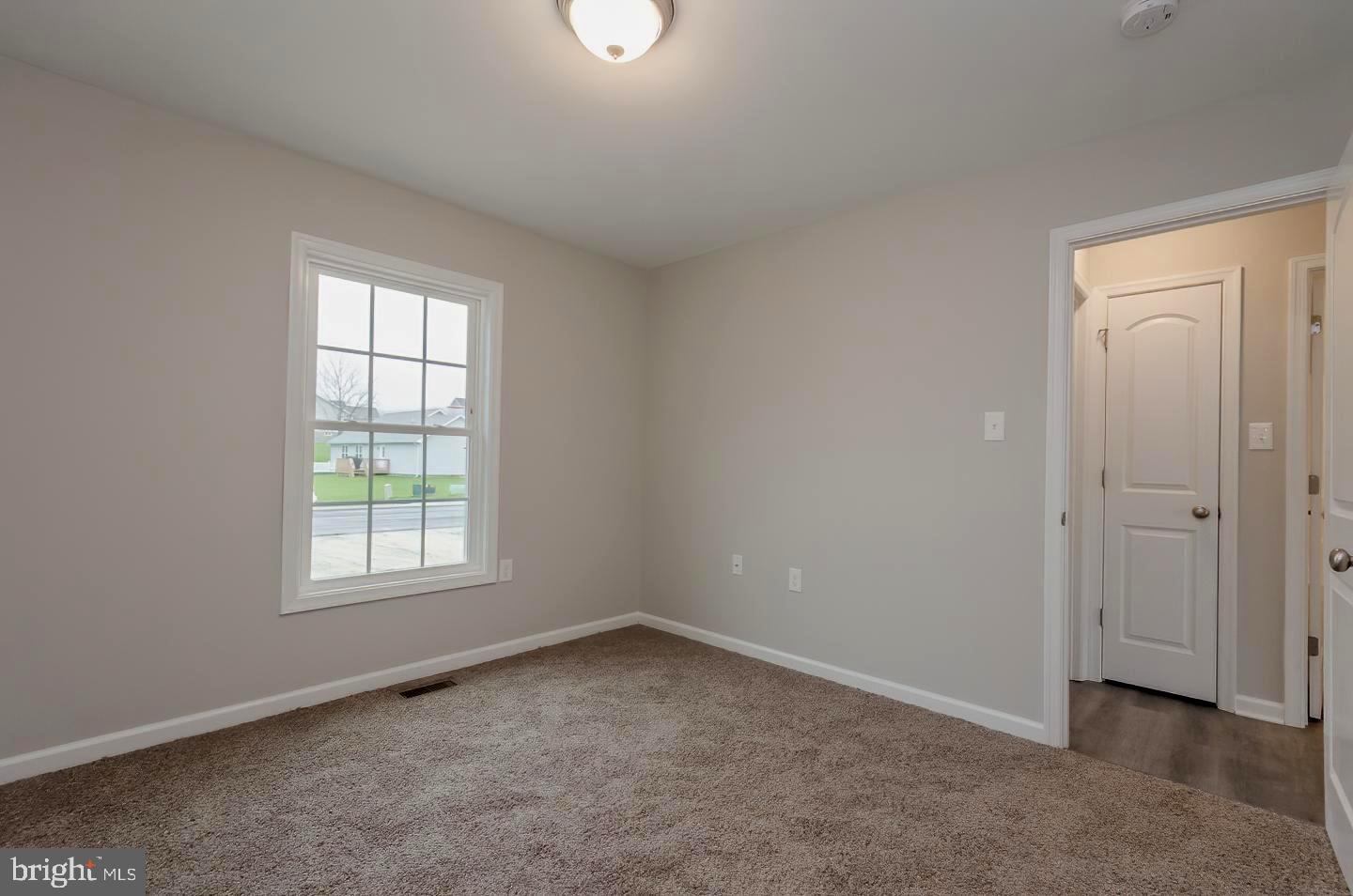 RED HILL - Residential