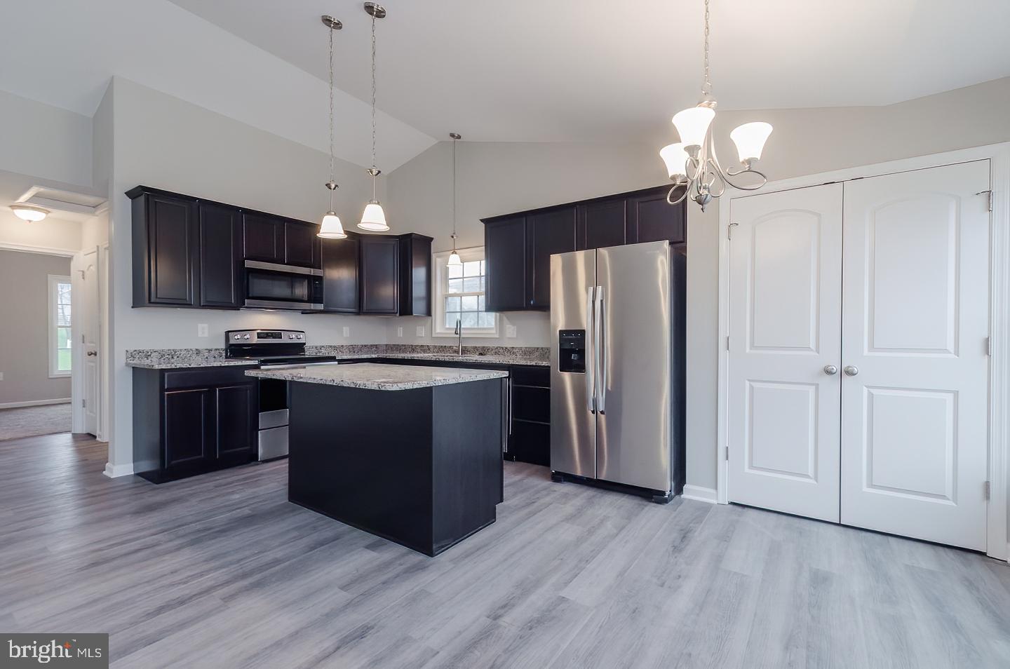 RED HILL - Residential