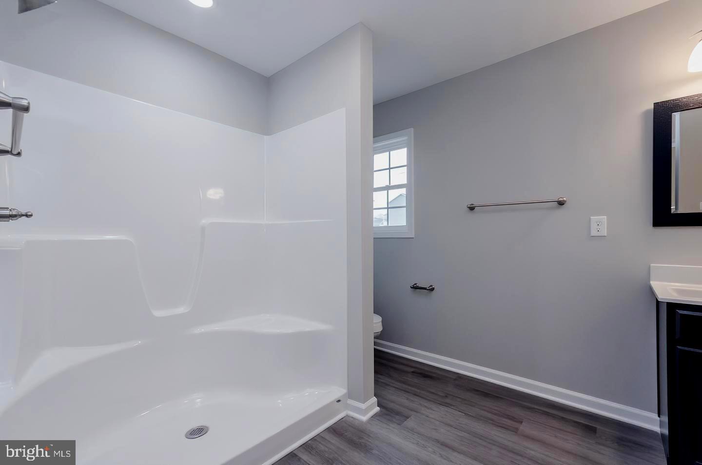 RED HILL - Residential