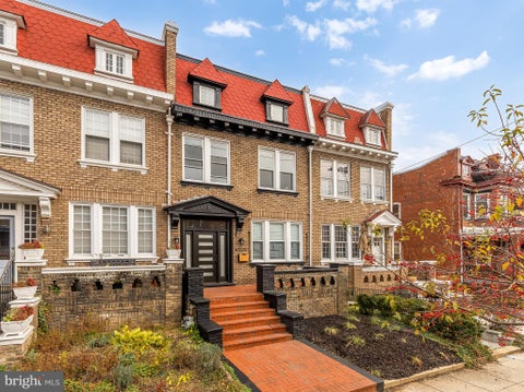 Townhouse For Sale - 4519 15th Street<br/> WASHINGTON, DC 20011