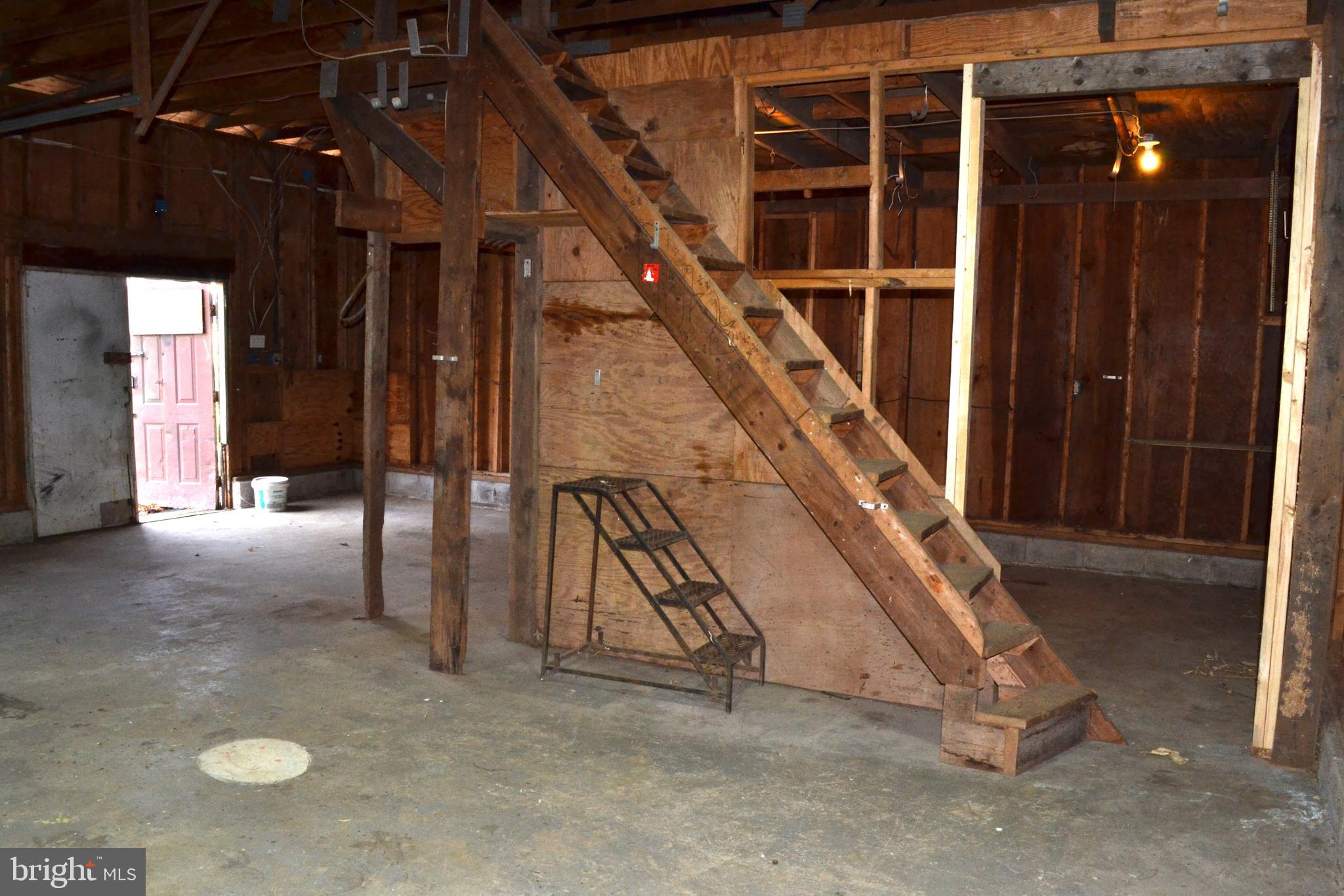 KINGS HEIGHTS - Residential