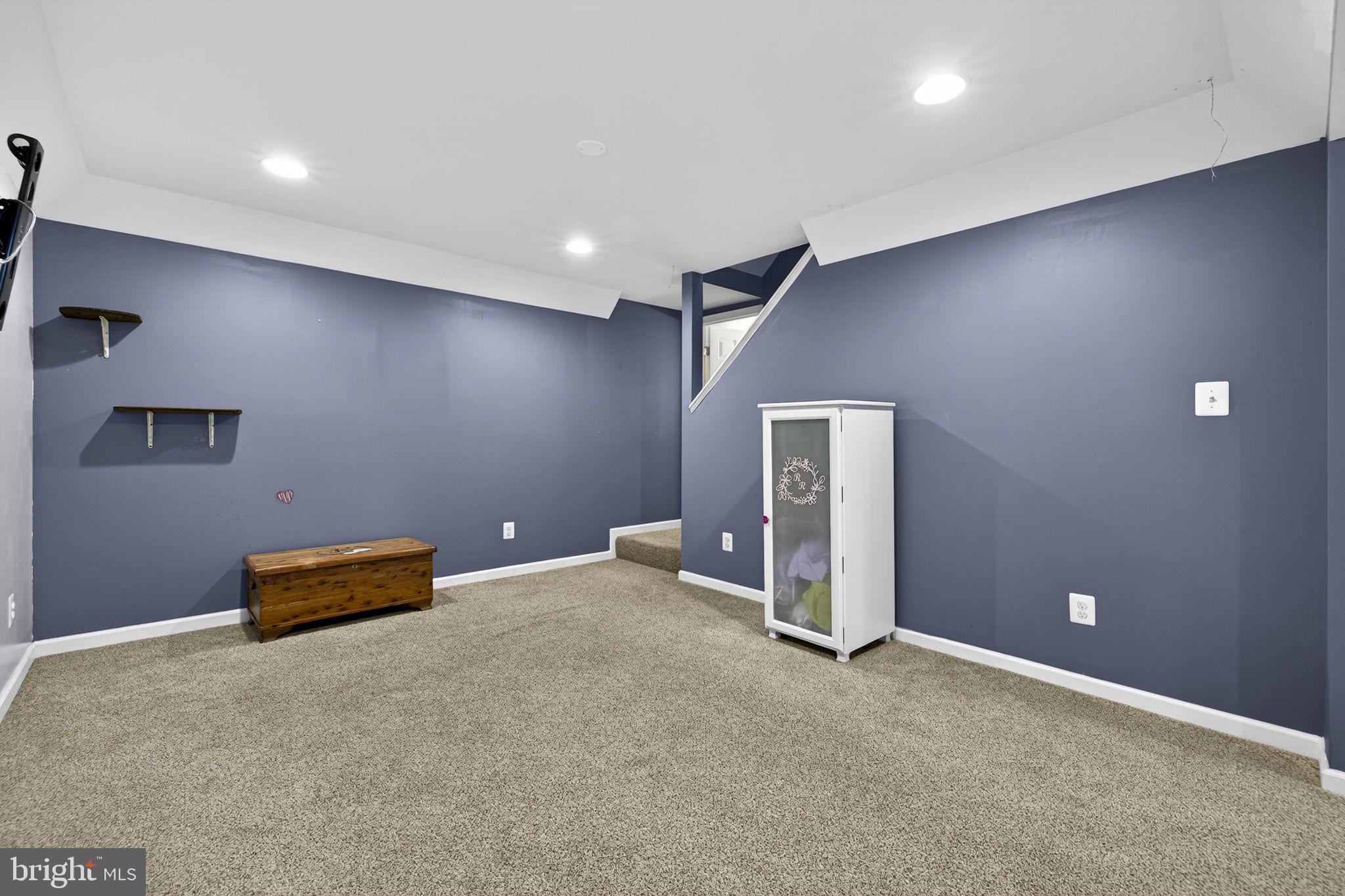 BATTLEFIELD ESTATES - Residential