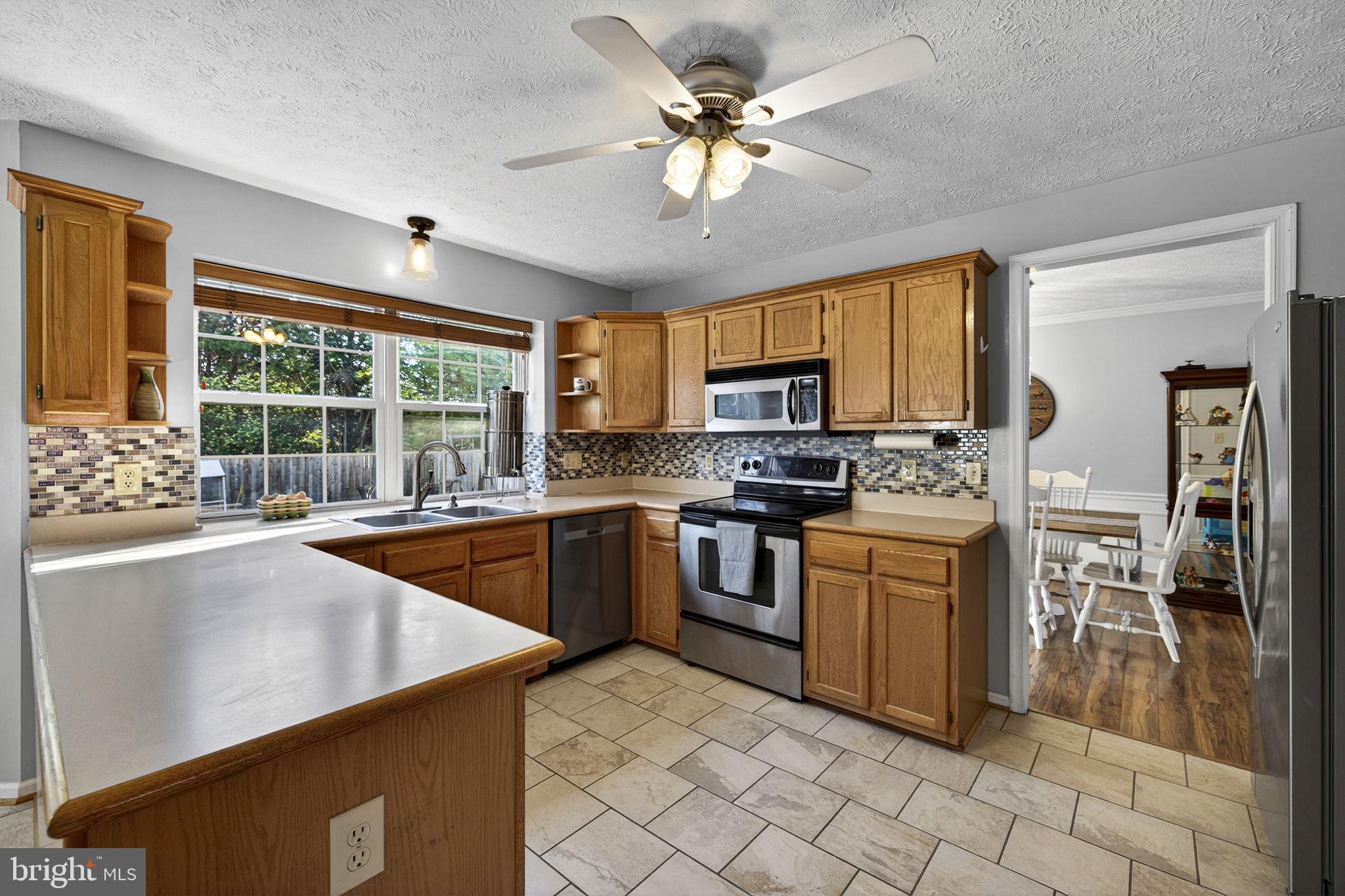 BATTLEFIELD ESTATES - Residential