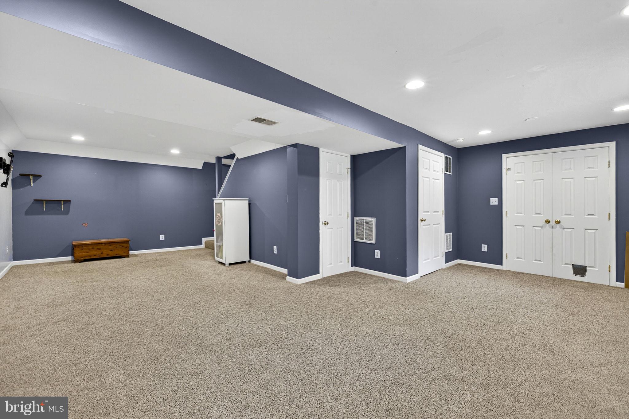 BATTLEFIELD ESTATES - Residential