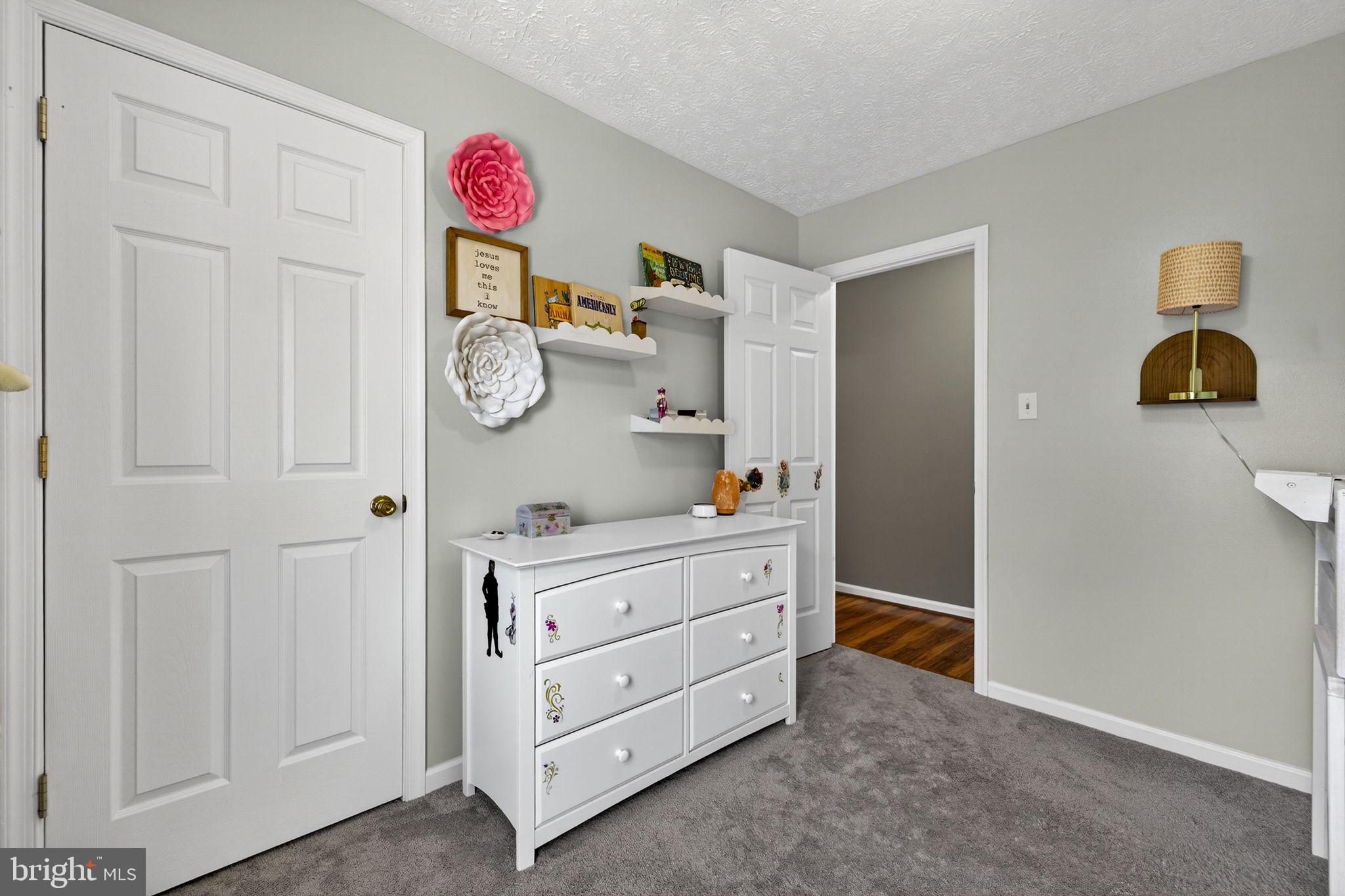 BATTLEFIELD ESTATES - Residential