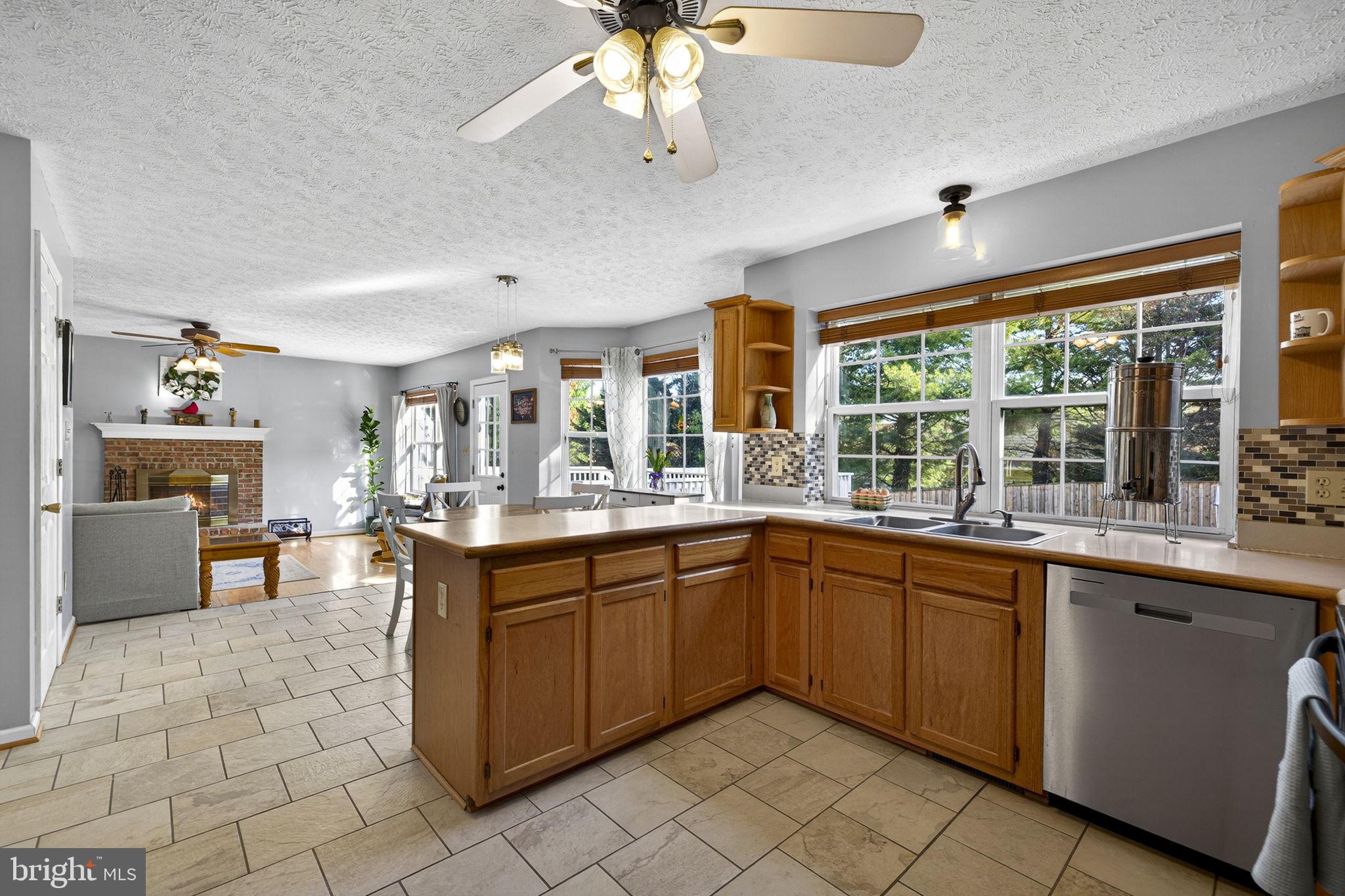 BATTLEFIELD ESTATES - Residential