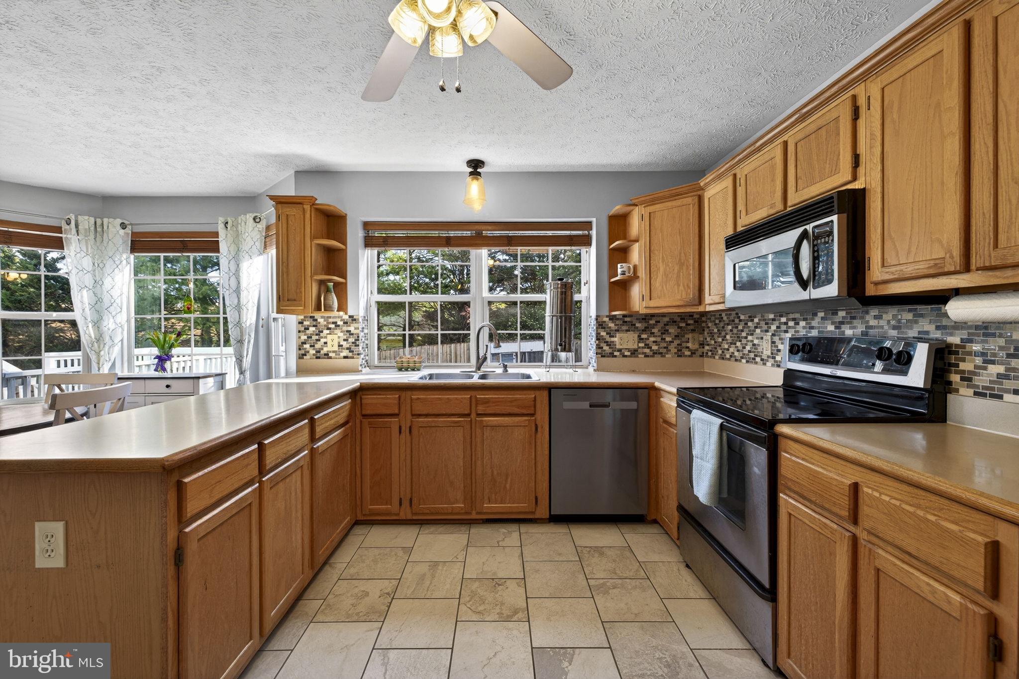 BATTLEFIELD ESTATES - Residential