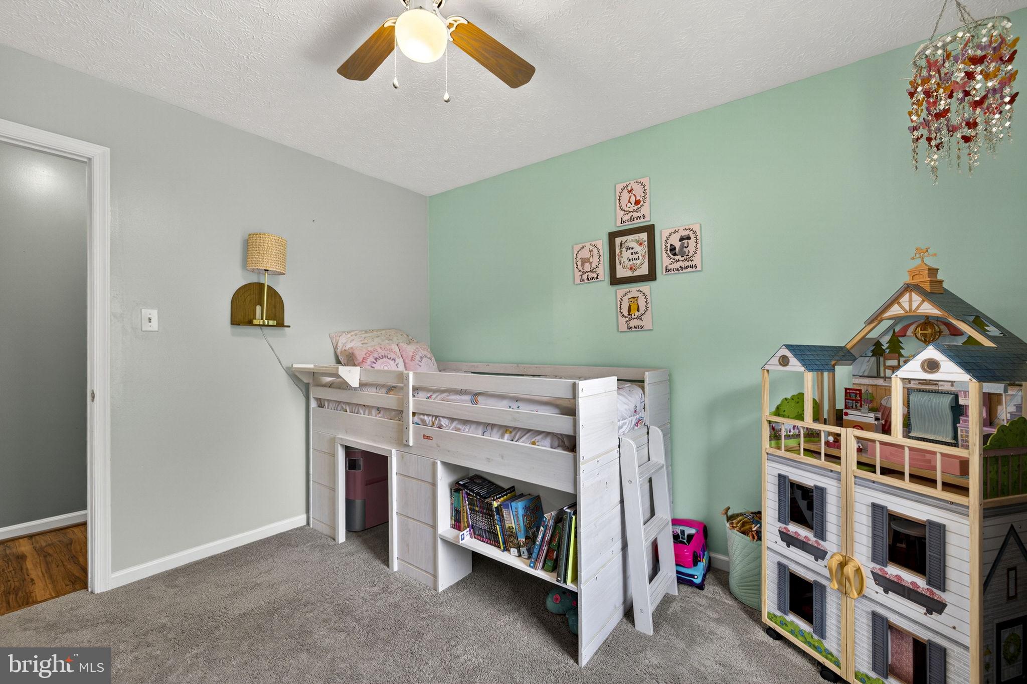 BATTLEFIELD ESTATES - Residential