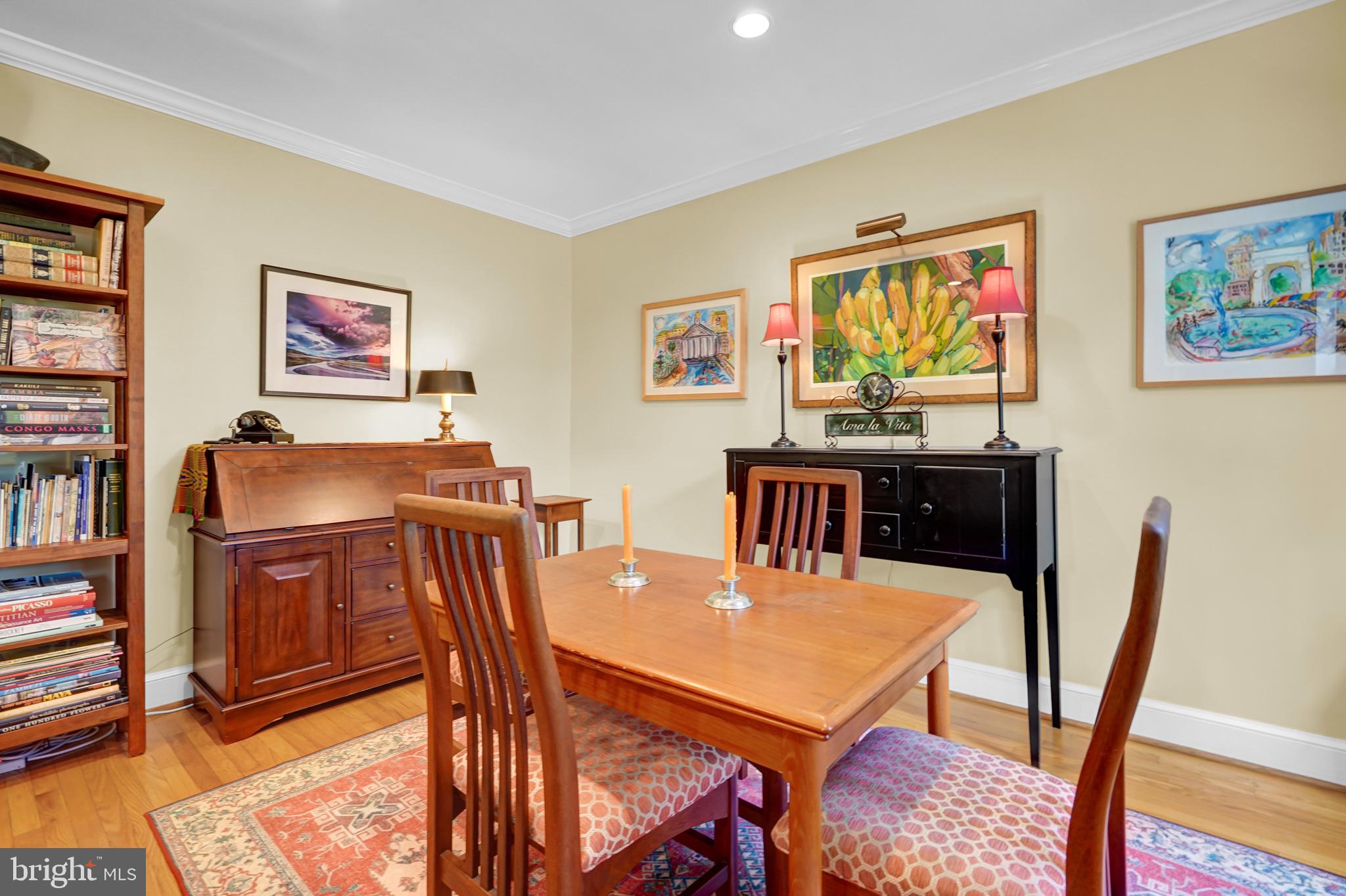 400 COMMONWEALTH AVENUE 304
