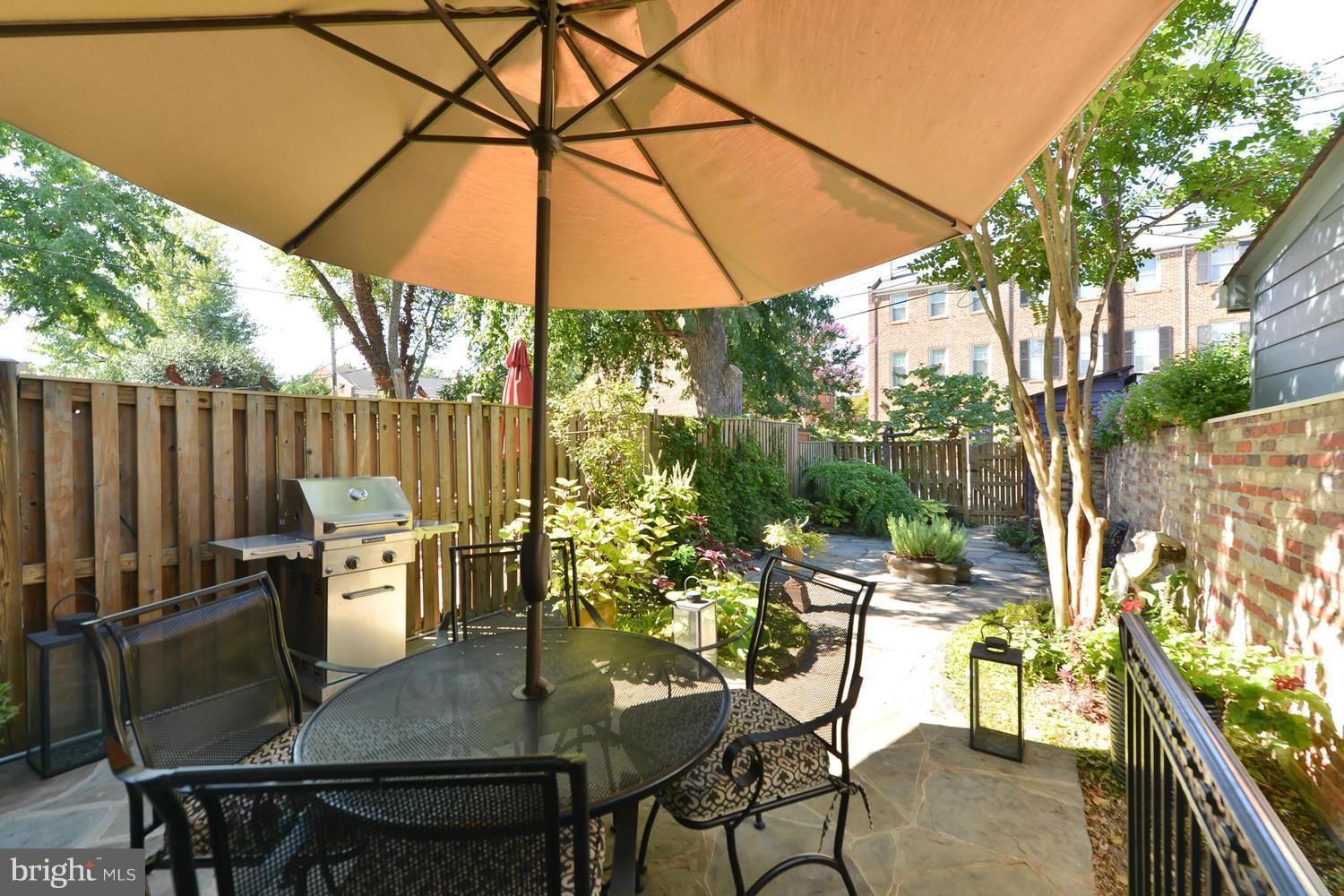 VIRGINIA VILLAGE - Residential