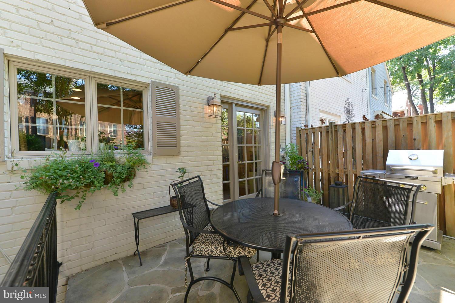 VIRGINIA VILLAGE - Residential