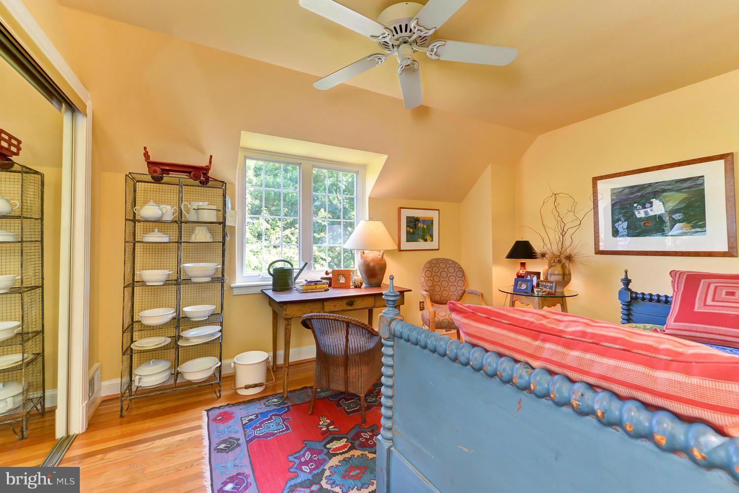 VIRGINIA VILLAGE - Residential